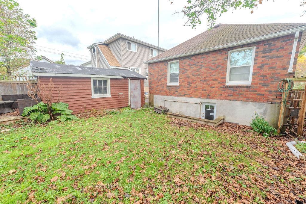 170 Napier Street, Kingston, Frontenac ON K7L 4G5 170 Napier Street, Kingston, Frontenac ON K7L 4G5