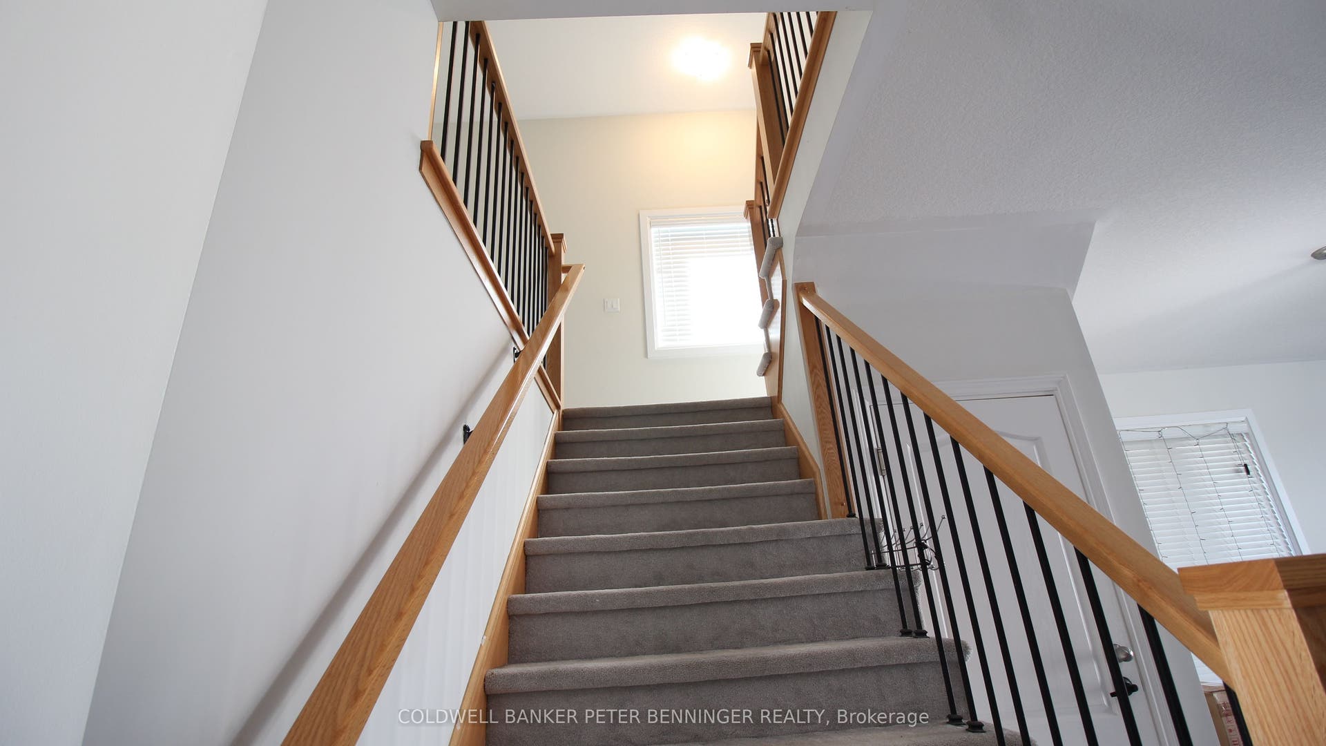 87 Monarch Woods Drive, Kitchener, Waterloo ON N2P 0K1 87 Monarch Woods Drive, Kitchener, Waterloo ON N2P 0K1