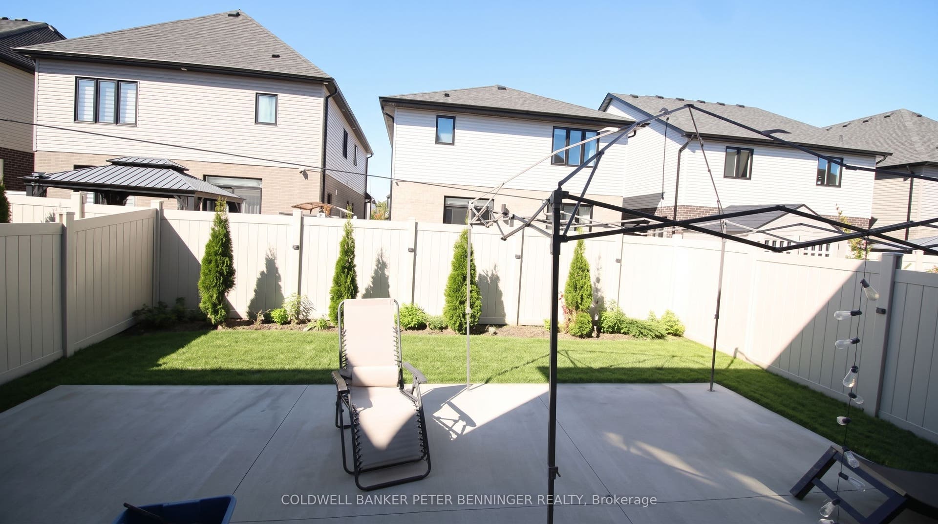 87 Monarch Woods Drive, Kitchener, Waterloo ON N2P 0K1 87 Monarch Woods Drive, Kitchener, Waterloo ON N2P 0K1