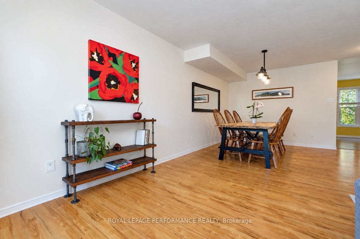 141 Arcola Private, Overbrook - Castleheights And Area, Ottawa ON K1K 4W9