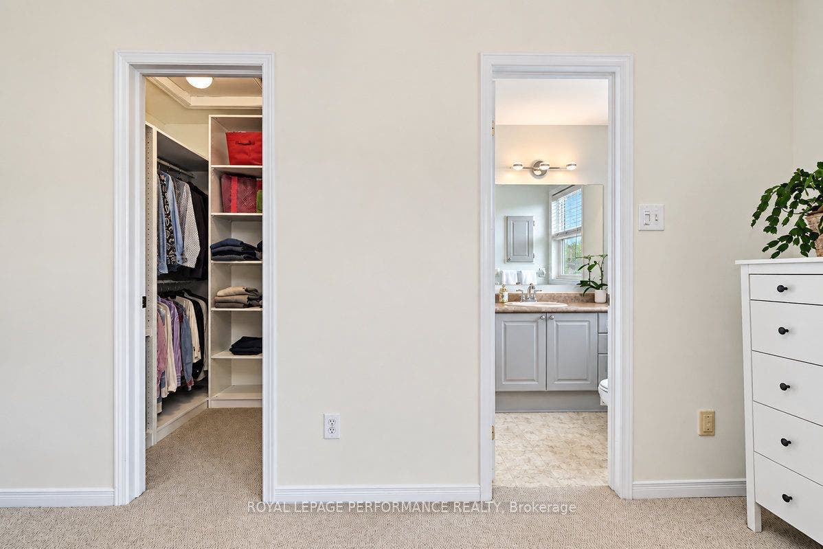 141 Arcola Private, Overbrook - Castleheights And Area, Ottawa ON K1K 4W9