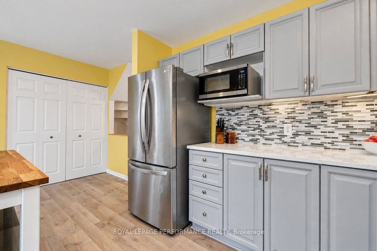141 Arcola Private, Overbrook - Castleheights And Area, Ottawa ON K1K 4W9