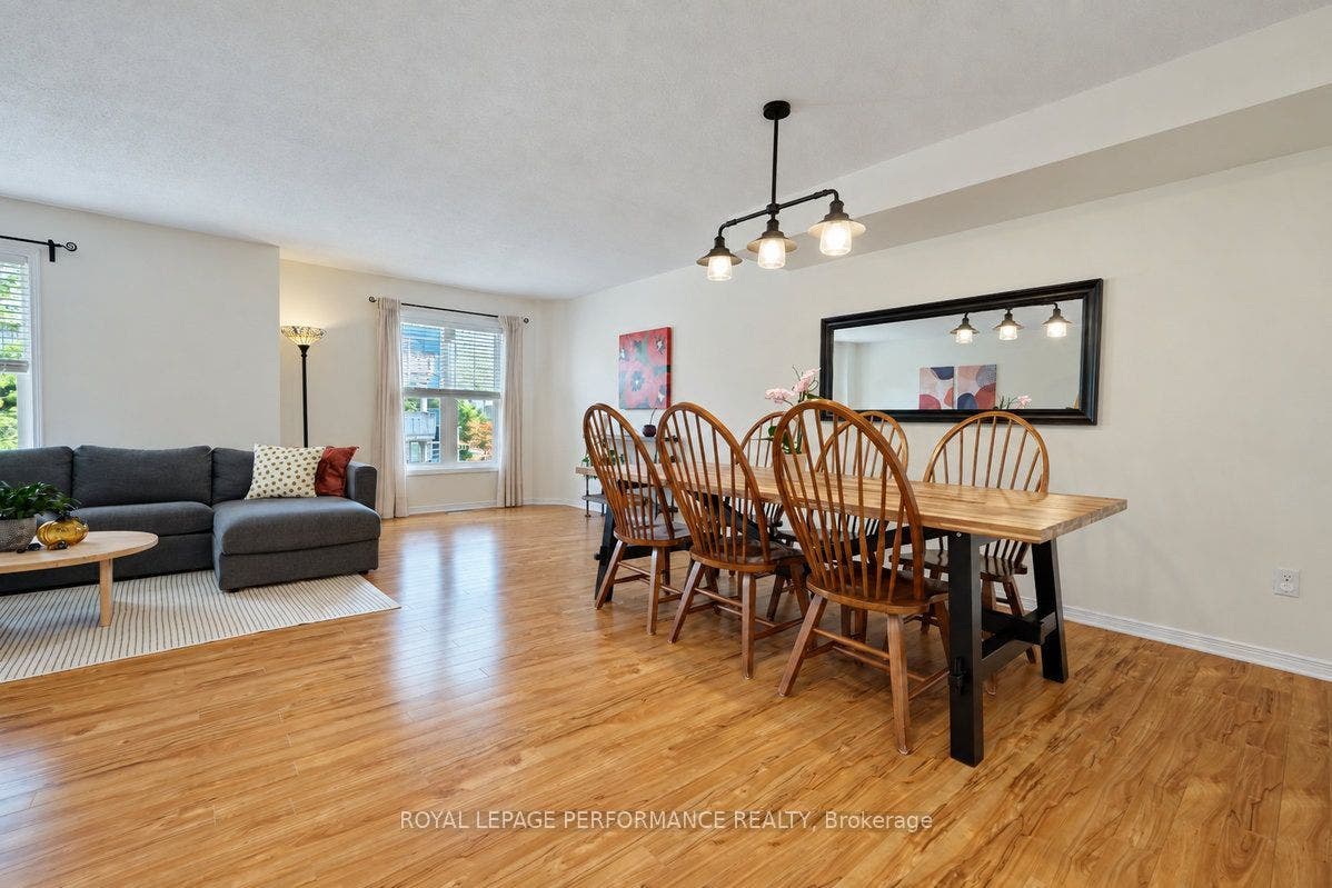 141 Arcola Private, Overbrook - Castleheights And Area, Ottawa ON K1K 4W9