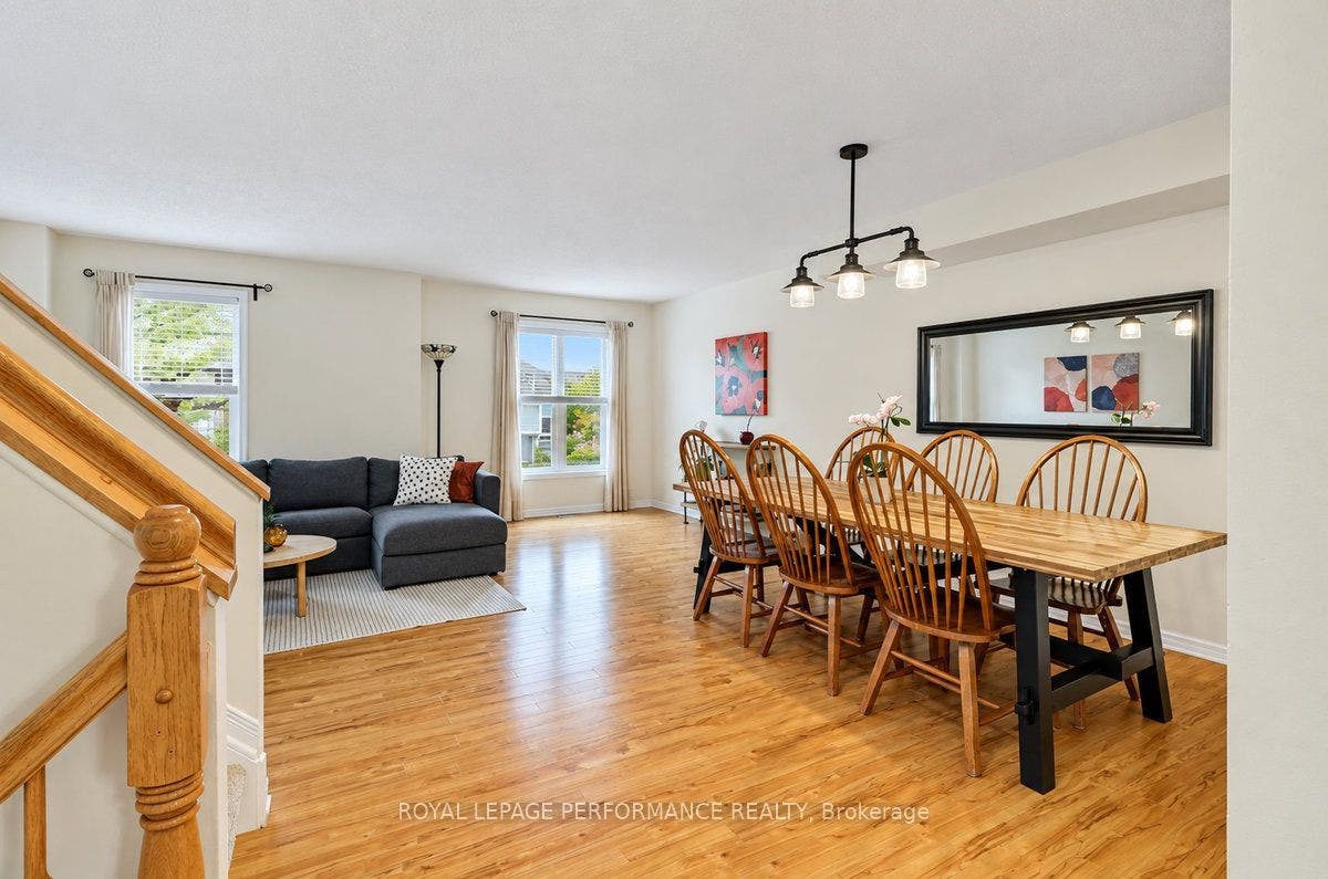141 Arcola Private, Overbrook - Castleheights And Area, Ottawa ON K1K 4W9