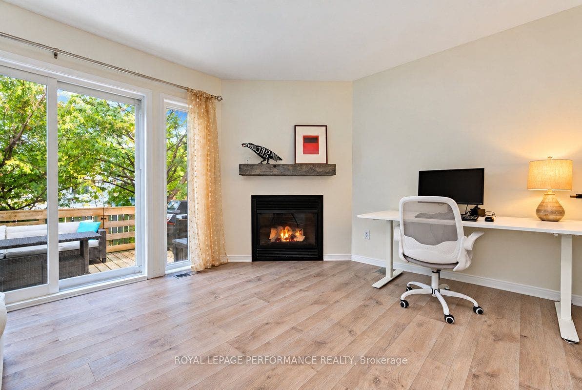 141 Arcola Private, Overbrook - Castleheights And Area, Ottawa ON K1K 4W9