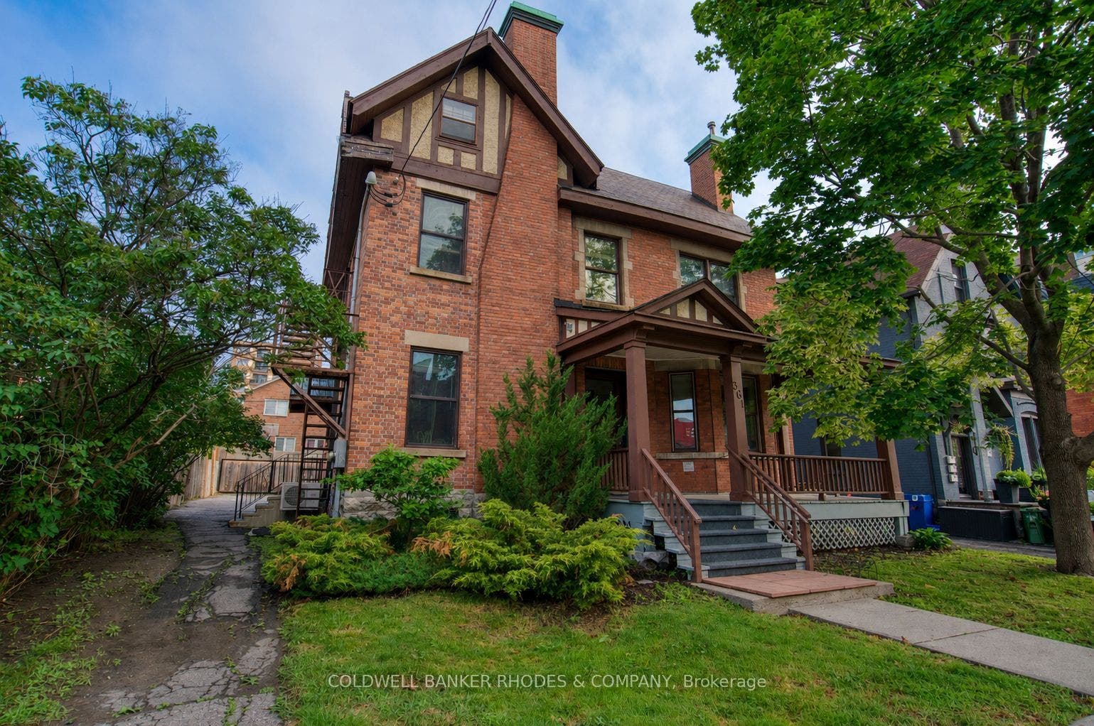 363 Waverley Street, Ottawa Centre, Ottawa ON K2P 0W4