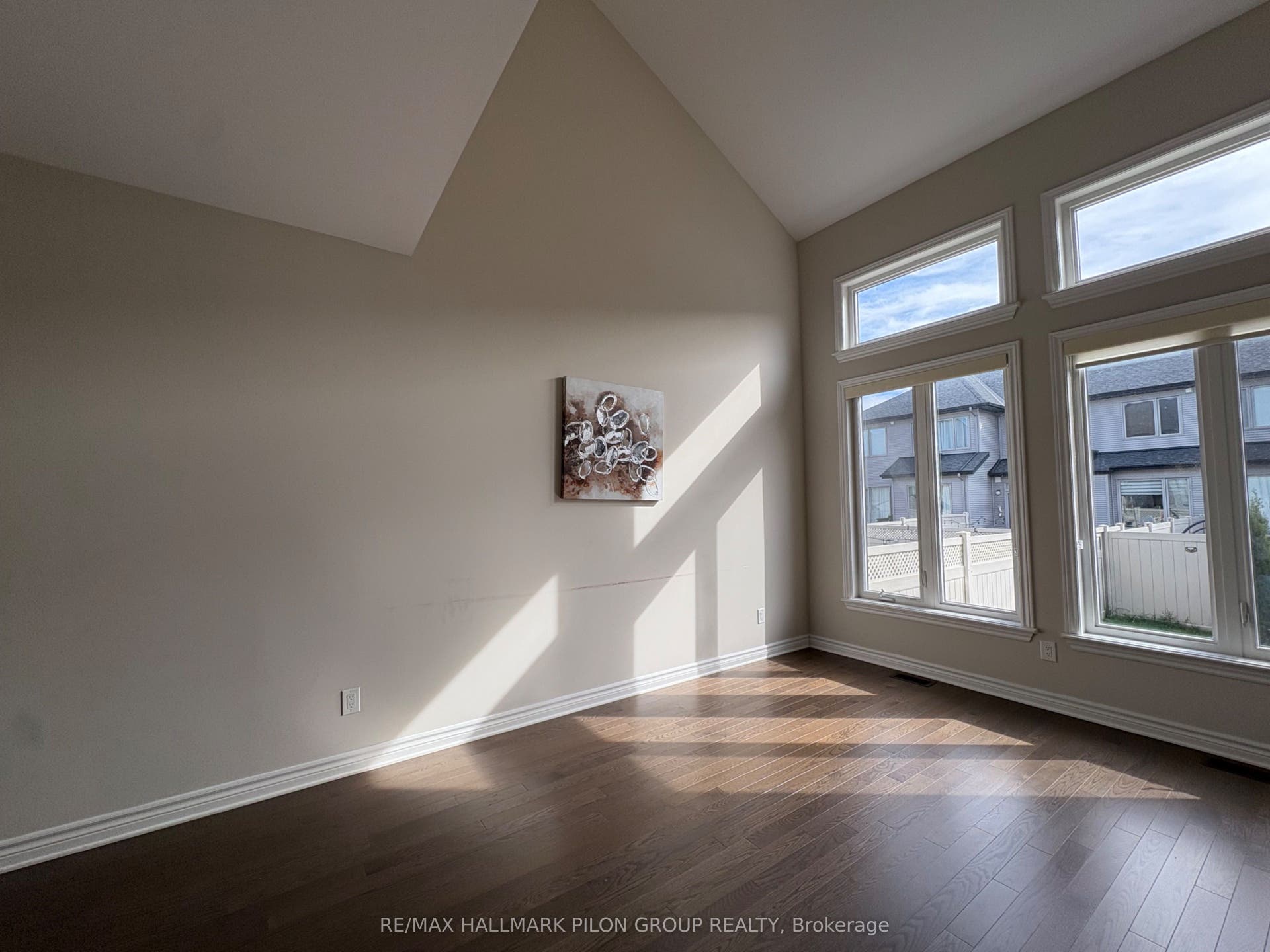 324 Rainrock Crescent, Orleans - Convent Glen And Area, Ottawa ON K1W 0J7 324 Rainrock Crescent, Orleans - Convent Glen And Area, Ottawa ON K1W 0J7