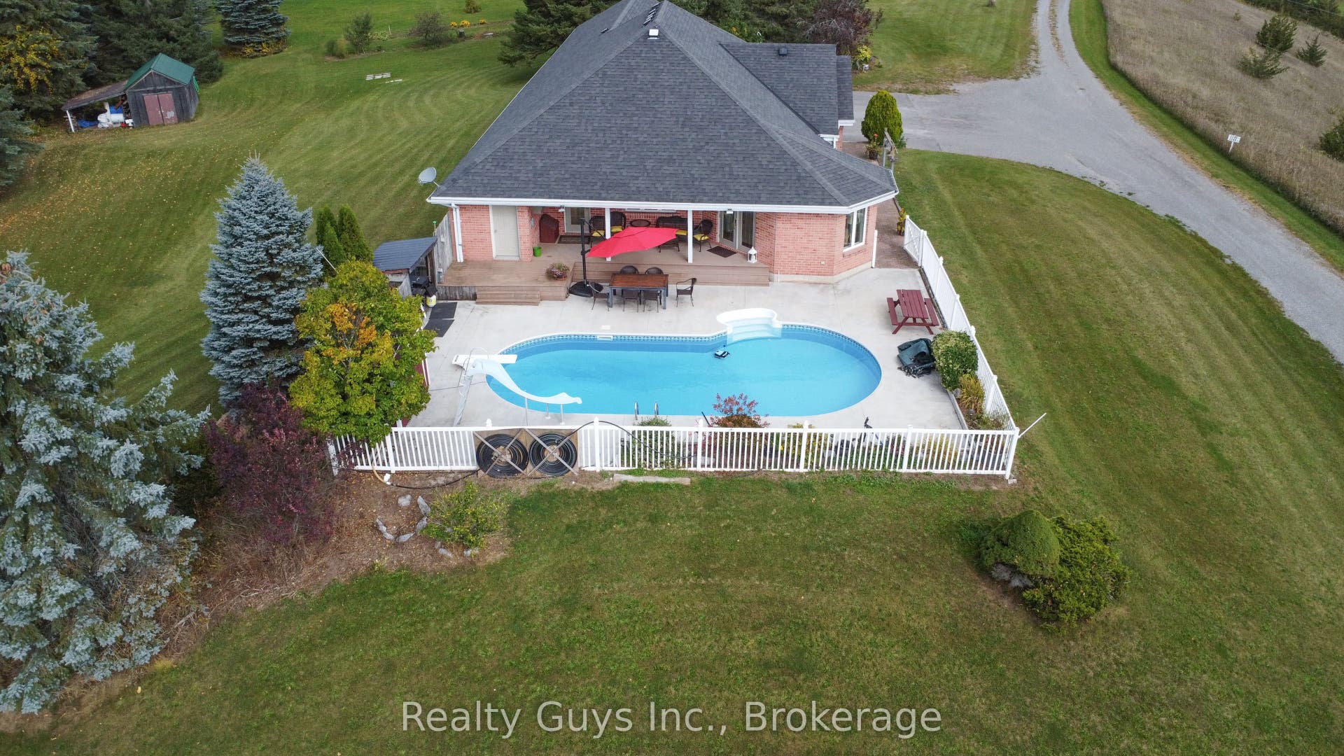 WALK OUT TO POOL OFF FAMILY ROOM