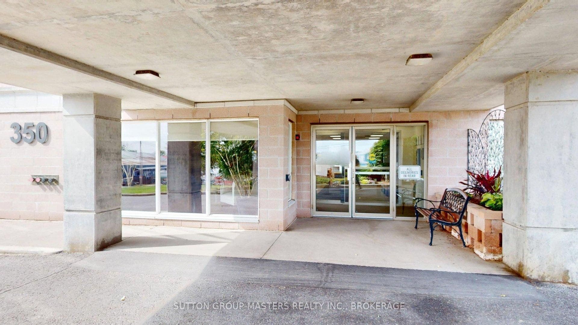 350 Wellington Street, #101, Kingston, Frontenac ON K7K 7J7 Level entrance for accessibility