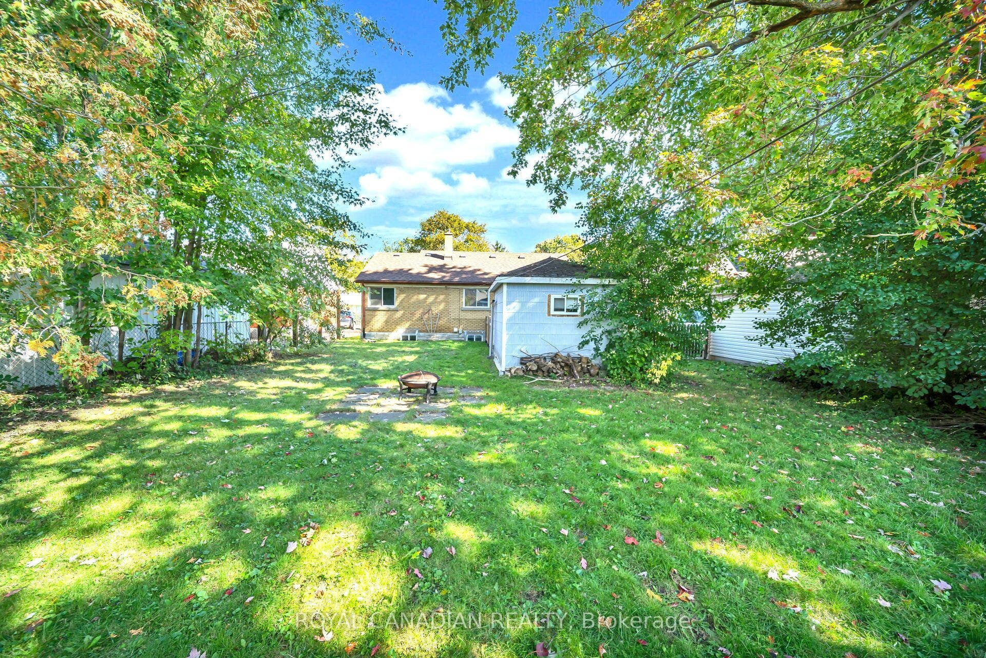 457 Dumfries Avenue, Kitchener, Waterloo ON N2H 2E9 457 Dumfries Avenue, Kitchener, Waterloo ON N2H 2E9