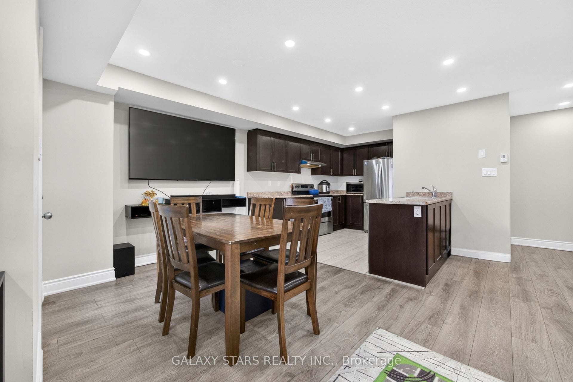 420 Linden Drive, #30, Cambridge, Waterloo ON N3H 0C6 420 Linden Drive, #30, Cambridge, Waterloo ON N3H 0C6