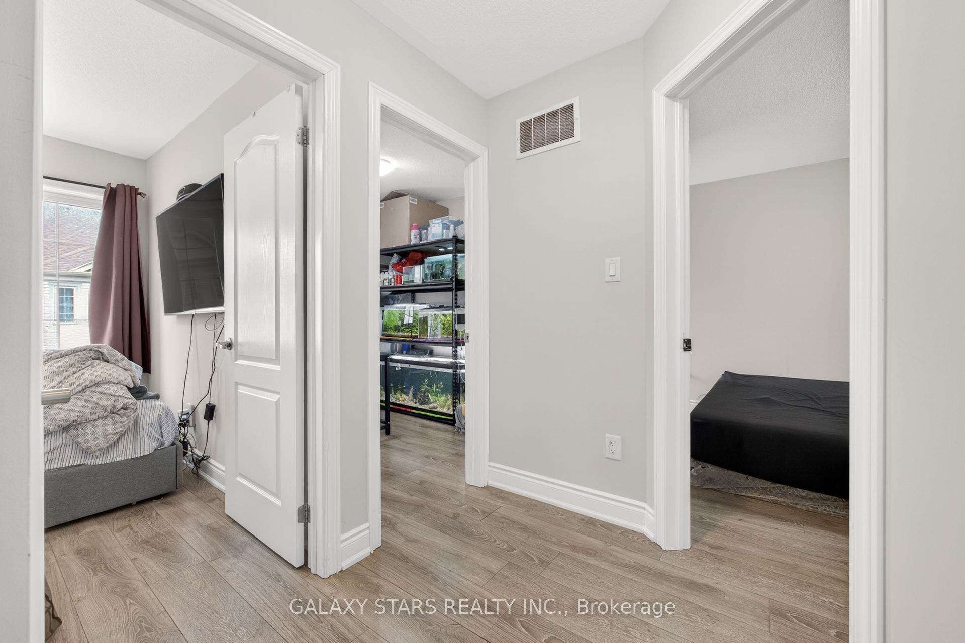 420 Linden Drive, #30, Cambridge, Waterloo ON N3H 0C6 420 Linden Drive, #30, Cambridge, Waterloo ON N3H 0C6