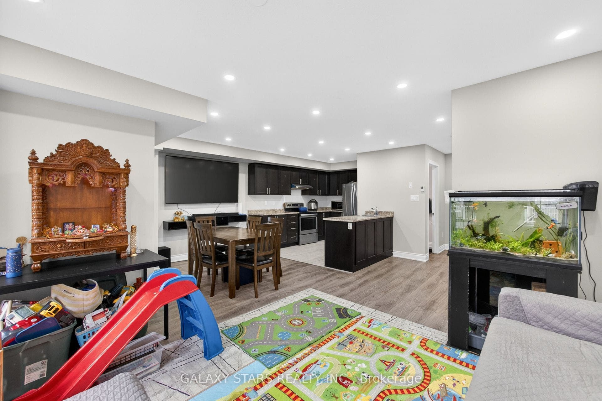 420 Linden Drive, #30, Cambridge, Waterloo ON N3H 0C6 420 Linden Drive, #30, Cambridge, Waterloo ON N3H 0C6