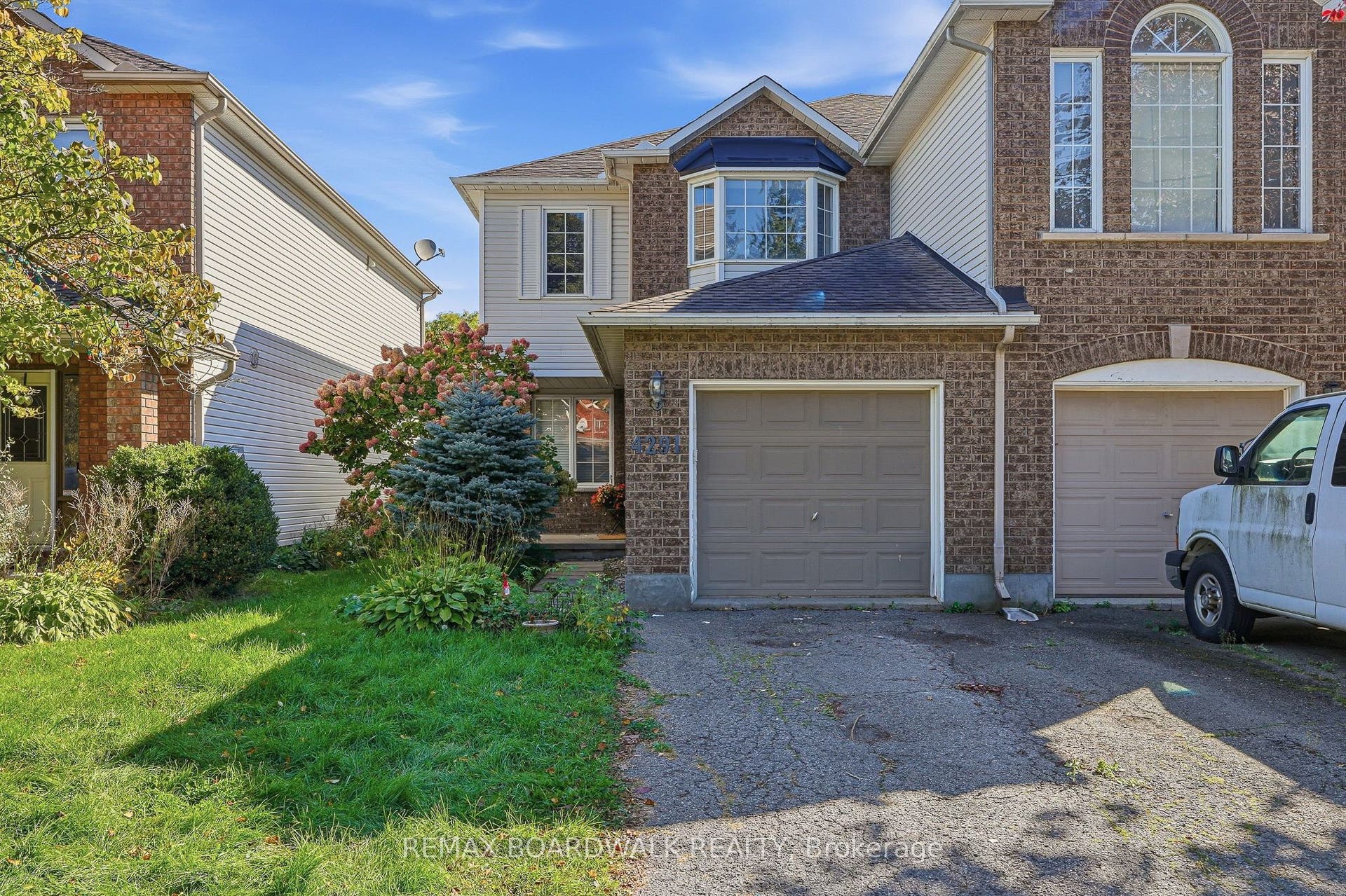 4291 Owl Valley Drive, Blossom Park - Airport And Area, Ottawa ON K1V 1L8