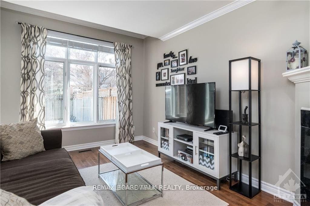 4291 Owl Valley Drive, Blossom Park - Airport And Area, Ottawa ON K1V 1L8