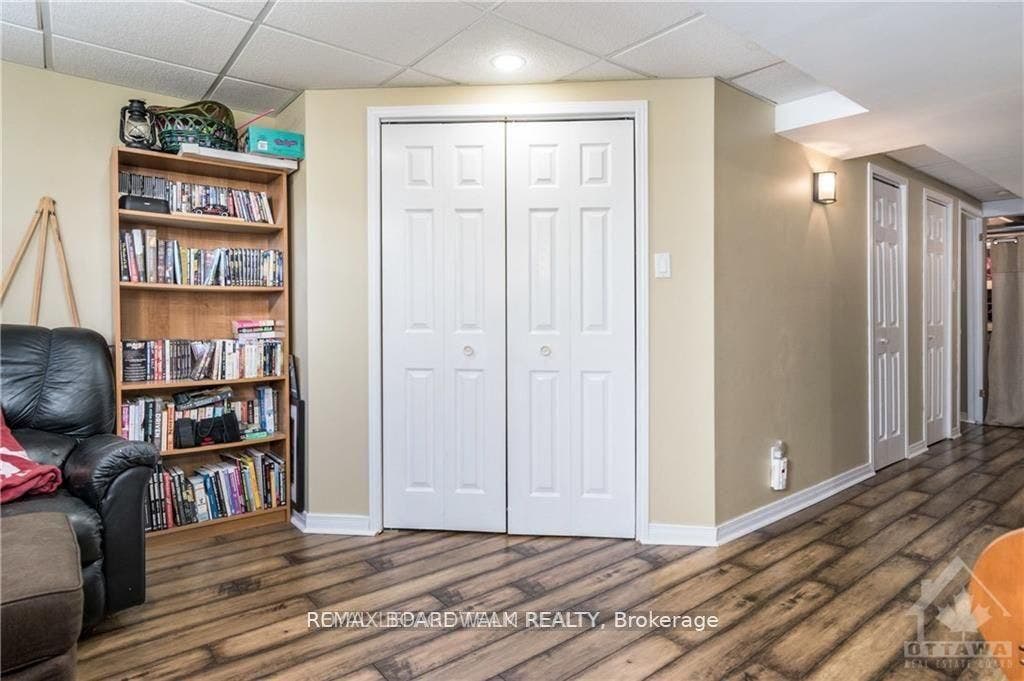 4291 Owl Valley Drive, Blossom Park - Airport And Area, Ottawa ON K1V 1L8