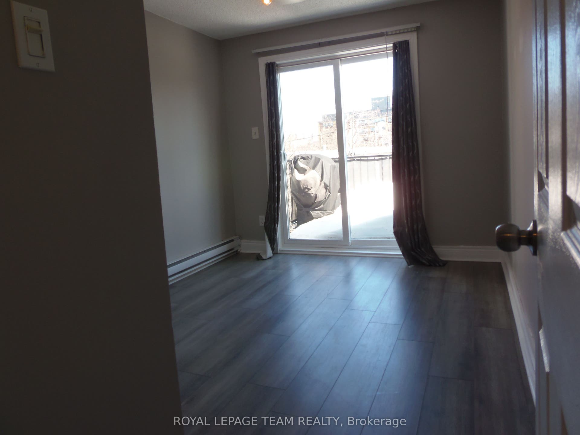 Bedroom with Balcony