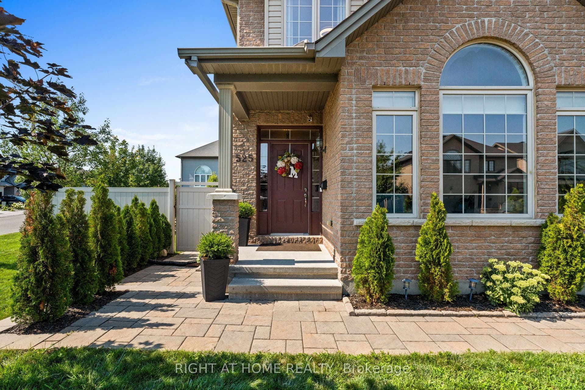 525 PEERLESS Street, Barrhaven, Ottawa ON K2J 6A5 525 PEERLESS Street, Barrhaven, Ottawa ON K2J 6A5