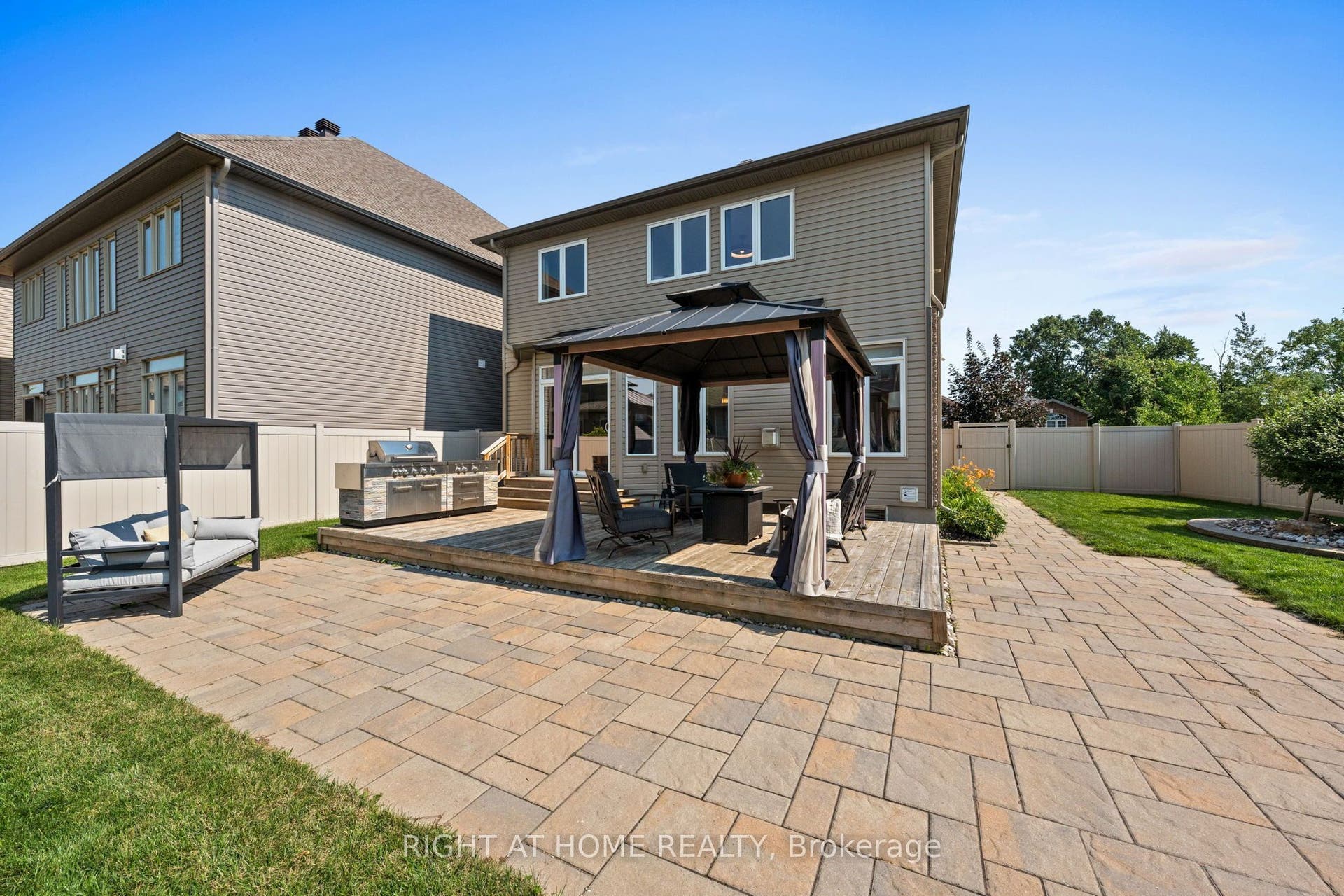 525 PEERLESS Street, Barrhaven, Ottawa ON K2J 6A5 525 PEERLESS Street, Barrhaven, Ottawa ON K2J 6A5