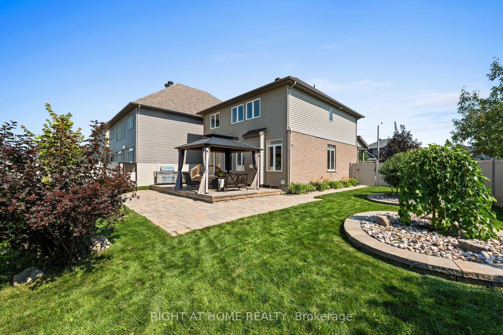 525 PEERLESS Street, Barrhaven, Ottawa ON K2J 6A5 525 PEERLESS Street, Barrhaven, Ottawa ON K2J 6A5