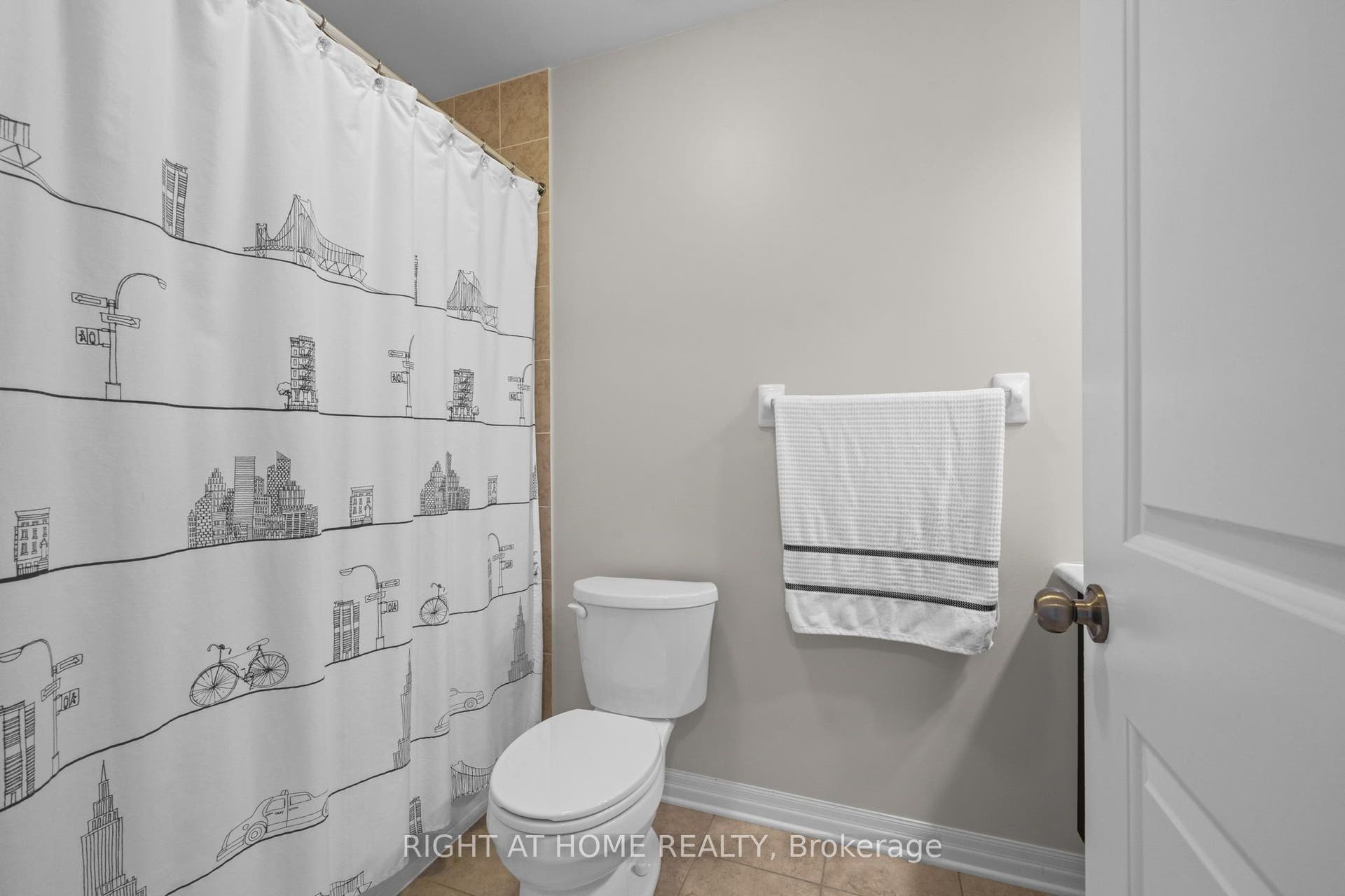 525 PEERLESS Street, Barrhaven, Ottawa ON K2J 6A5 525 PEERLESS Street, Barrhaven, Ottawa ON K2J 6A5