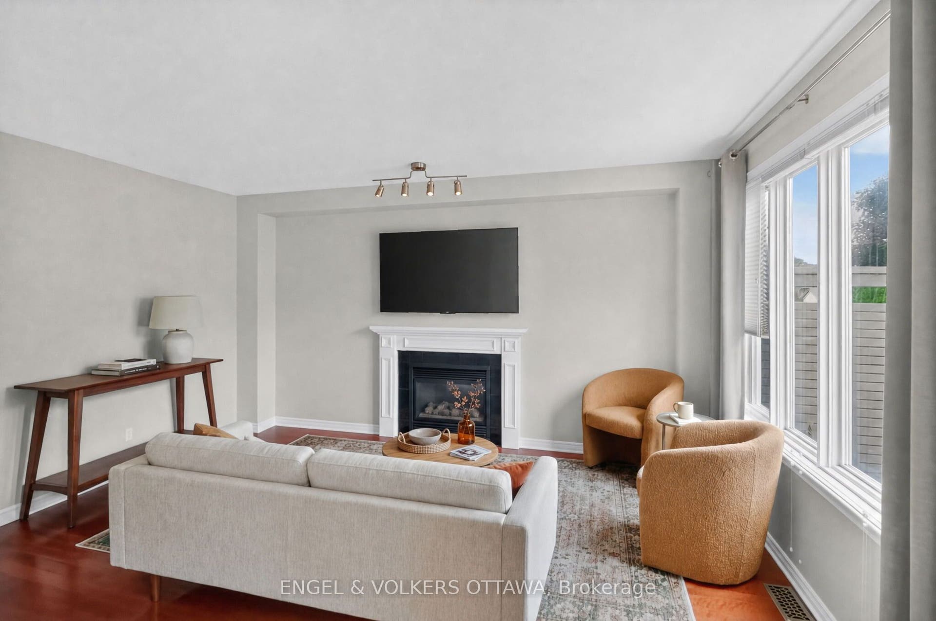 3759 Twin Falls Place, Blossom Park - Airport And Area, Ottawa ON K1V 1W5