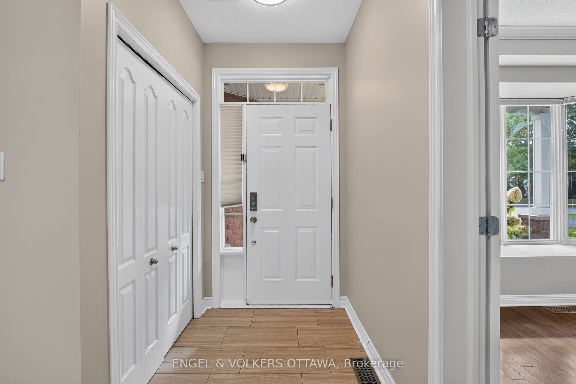3759 Twin Falls Place, Blossom Park - Airport And Area, Ottawa ON K1V 1W5