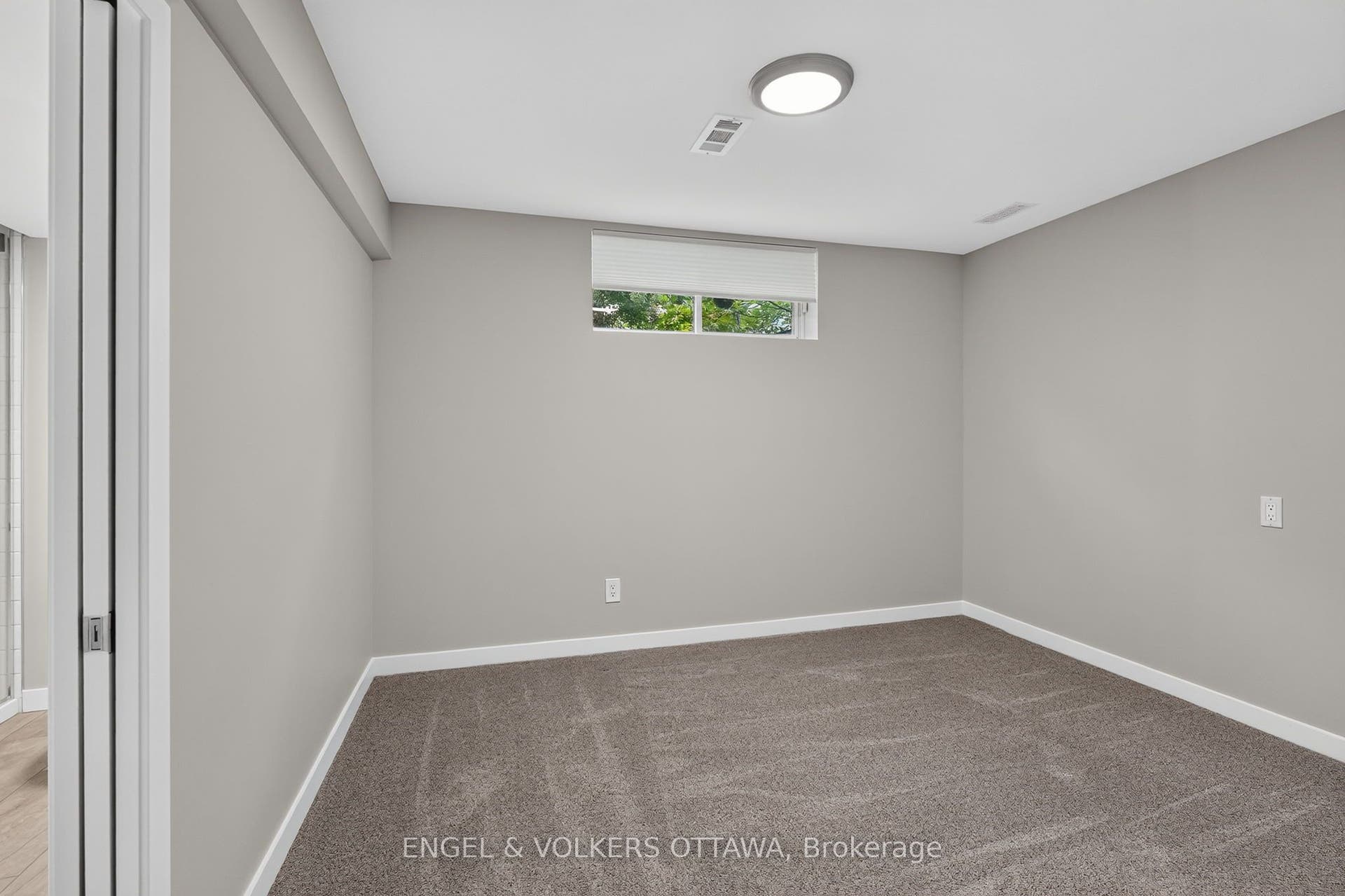 3759 Twin Falls Place, Blossom Park - Airport And Area, Ottawa ON K1V 1W5