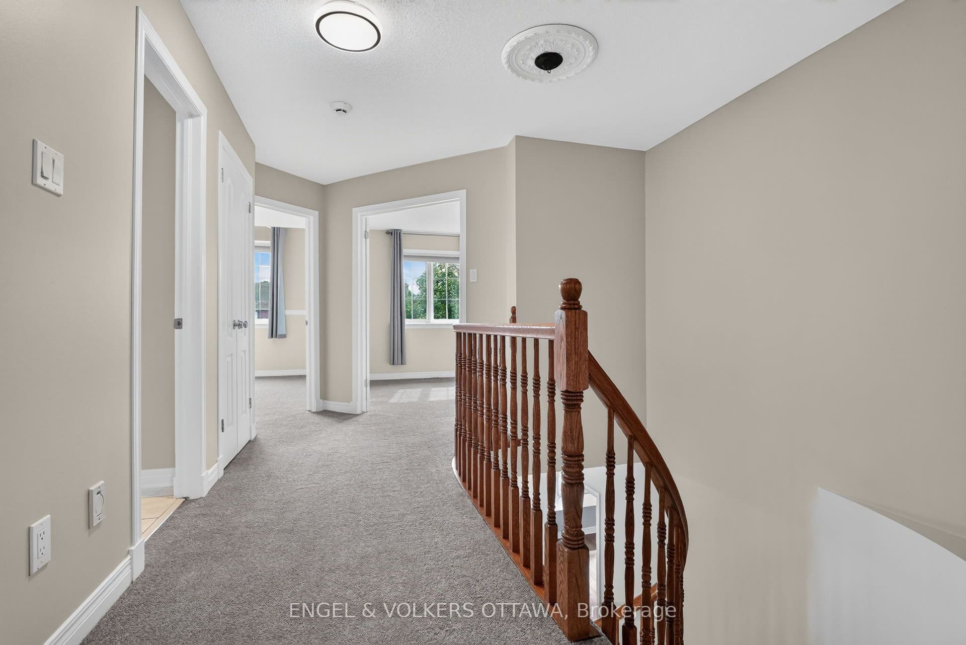 3759 Twin Falls Place, Blossom Park - Airport And Area, Ottawa ON K1V 1W5