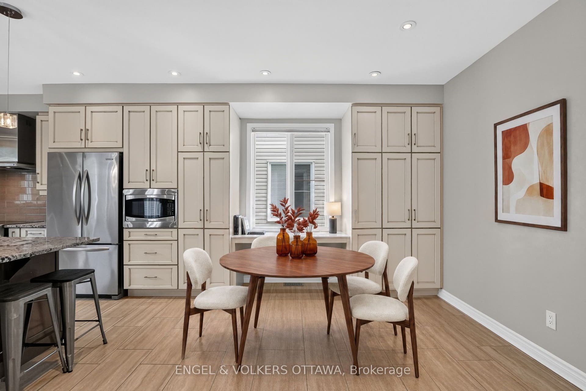 3759 Twin Falls Place, Blossom Park - Airport And Area, Ottawa ON K1V 1W5