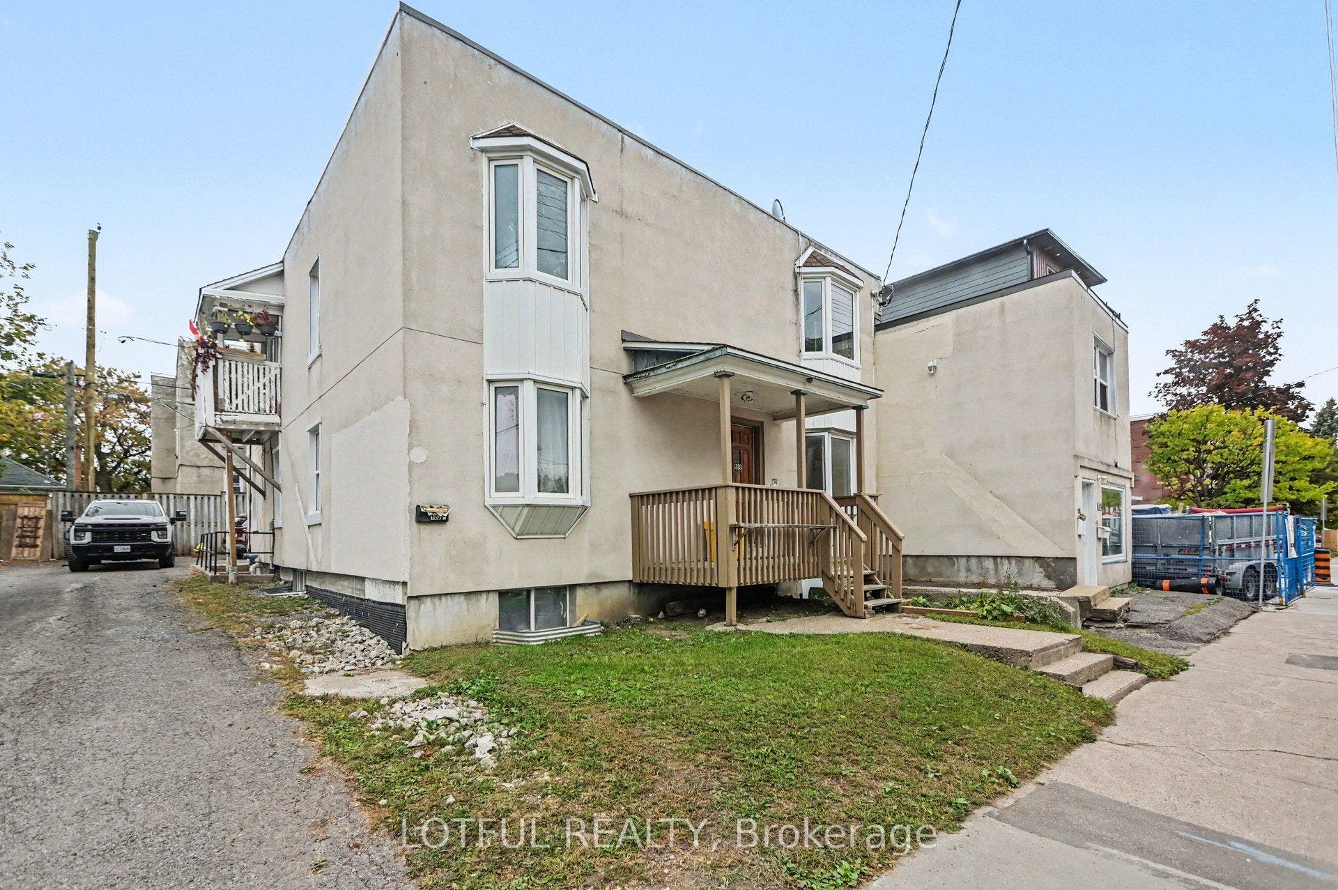 118 Marier Avenue, Vanier And Kingsview Park, Ottawa ON K1L 5S1 118 Marier Avenue, Vanier And Kingsview Park, Ottawa ON K1L 5S1