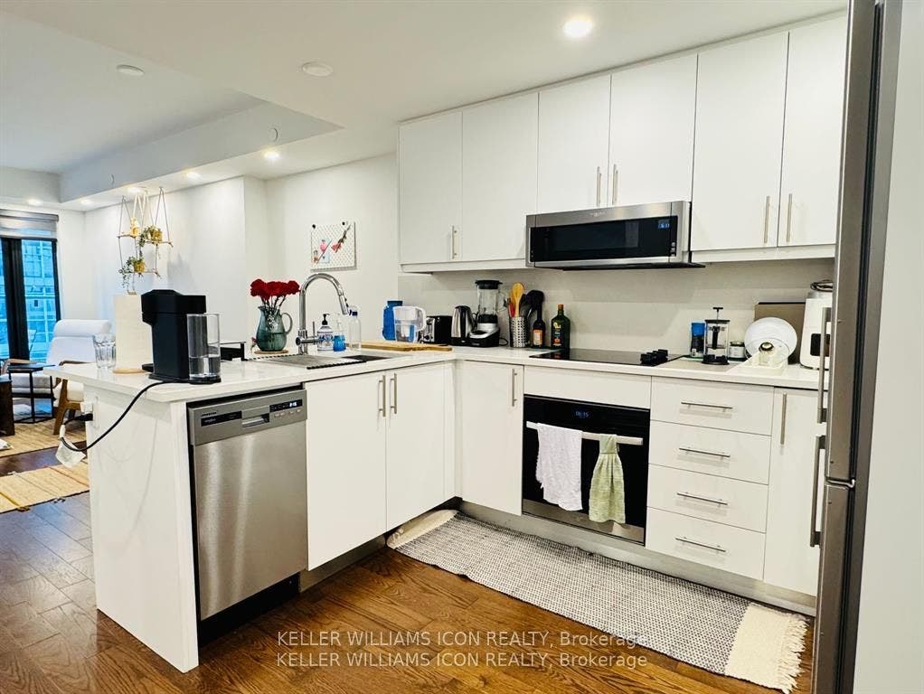 180 George Street, #605, Lower Town - Sandy Hill, Ottawa ON K1N 0G8 180 George Street, #605, Lower Town - Sandy Hill, Ottawa ON K1N 0G8