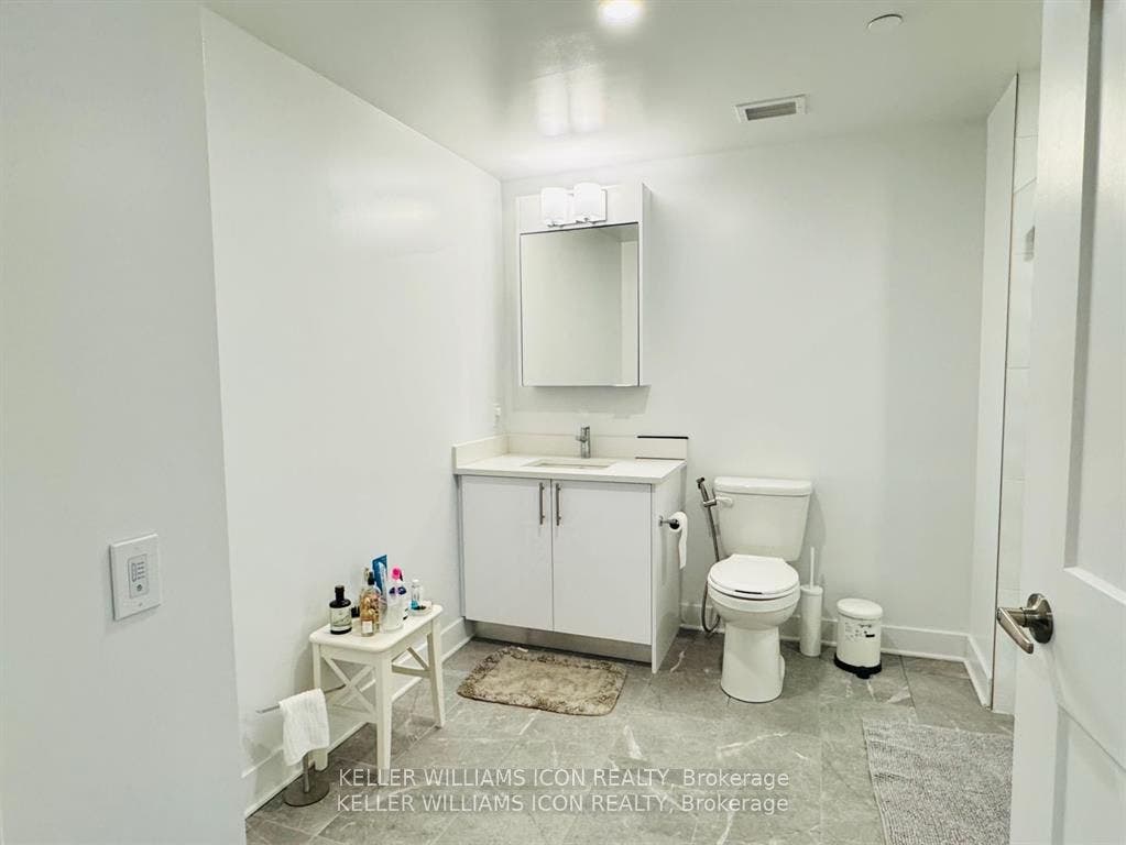 180 George Street, #605, Lower Town - Sandy Hill, Ottawa ON K1N 0G8 180 George Street, #605, Lower Town - Sandy Hill, Ottawa ON K1N 0G8