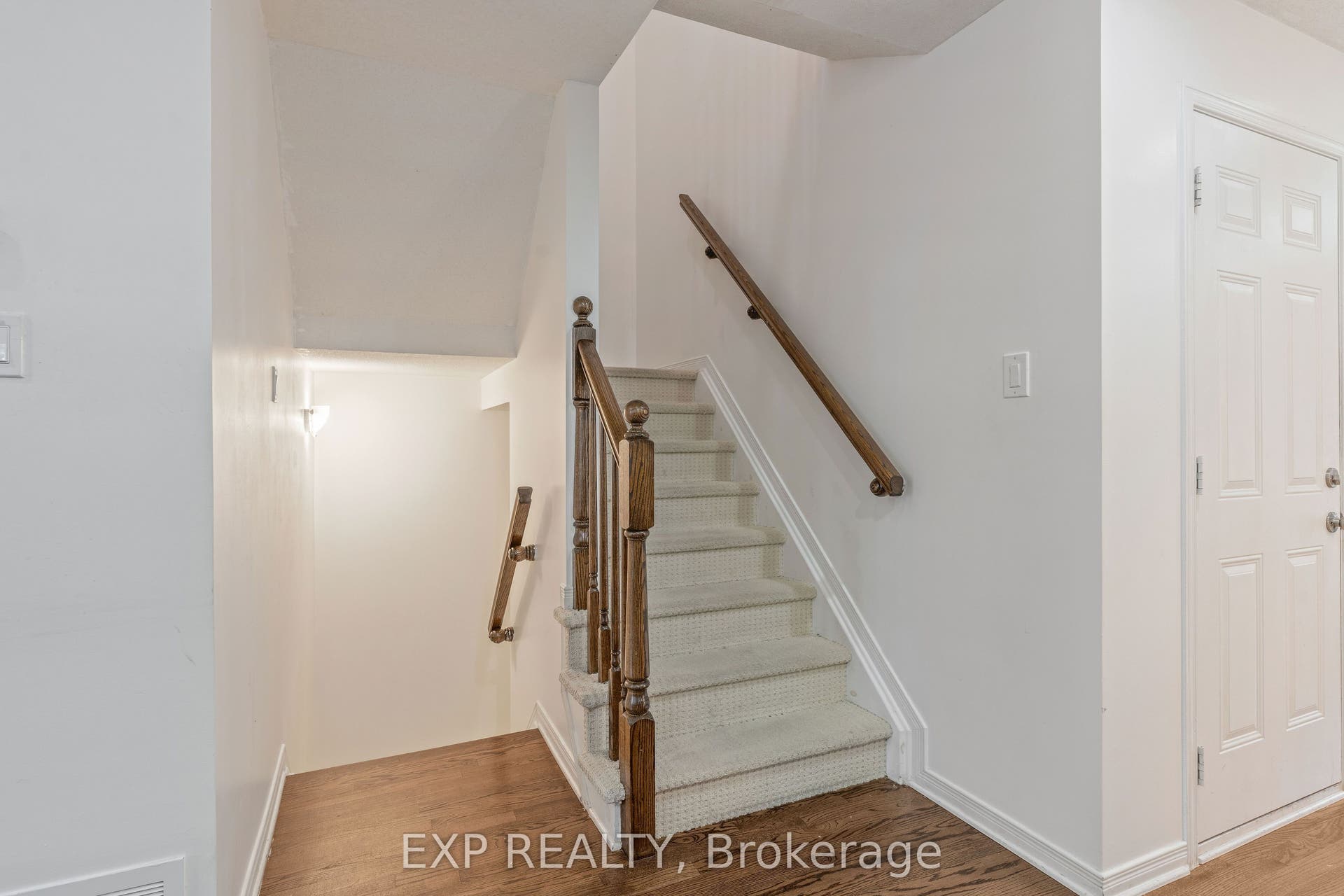 333 ROLLING MEADOW Crescent, Orleans - Convent Glen And Area, Ottawa ON K1W 0A9