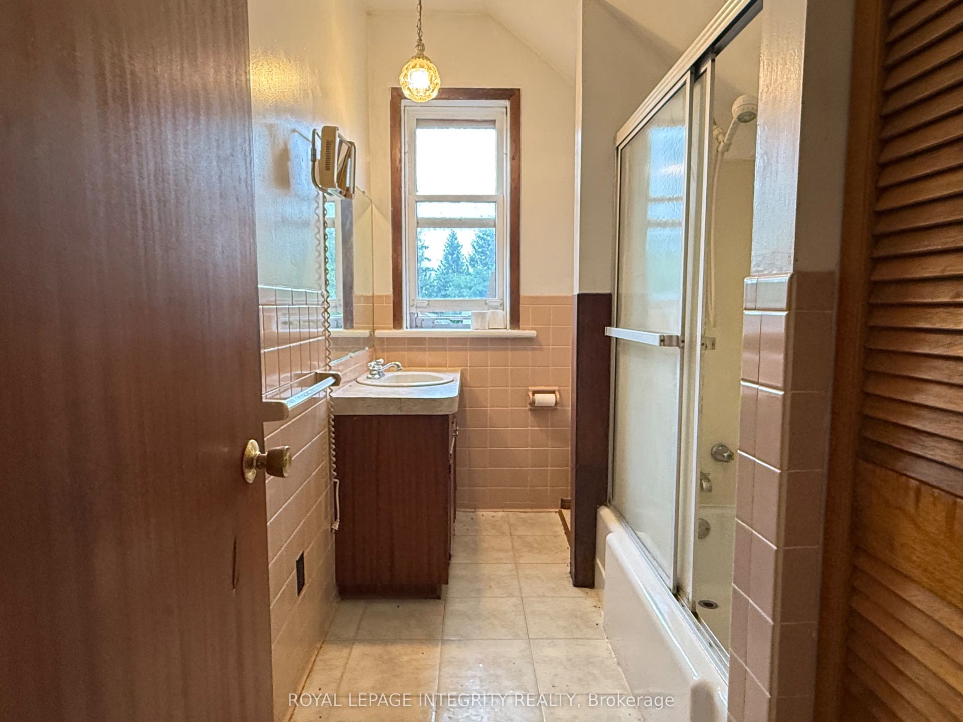 6417 Bowrin Road, Stittsville - Munster - Richmond, Ottawa ON K0A 2Z0 6417 Bowrin Road, Stittsville - Munster - Richmond, Ottawa ON K0A 2Z0