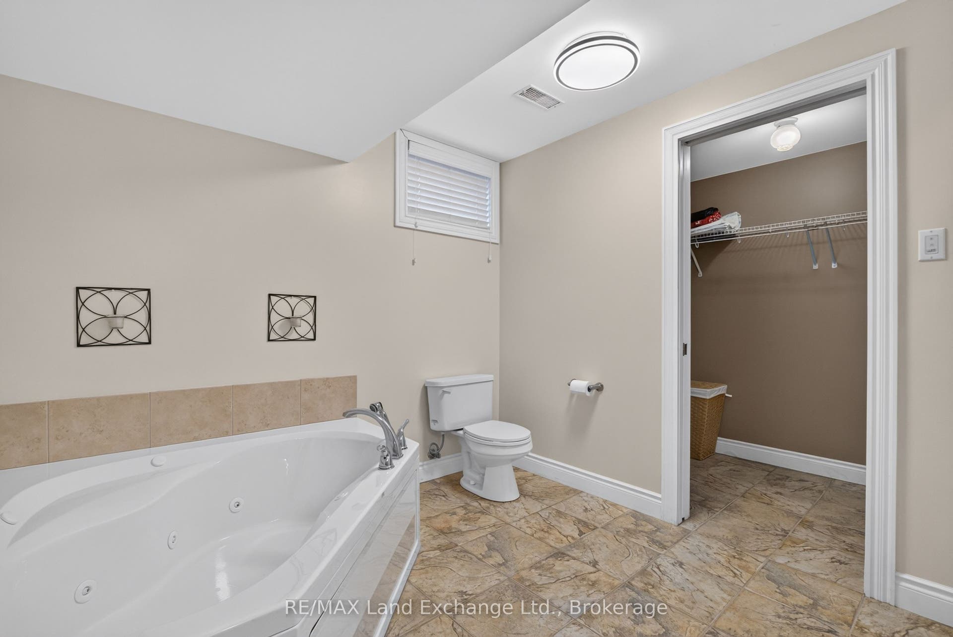 709 Mcgaw Drive, Kincardine, Bruce ON N2Z 1W1
