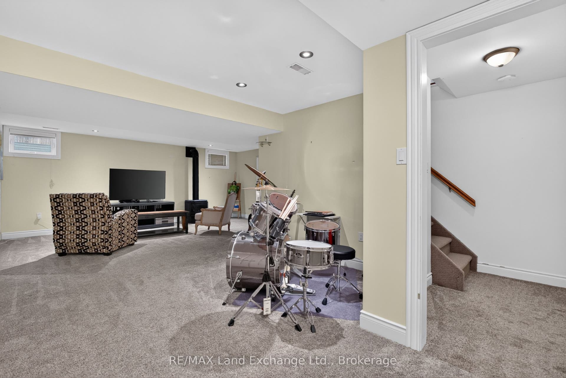 709 Mcgaw Drive, Kincardine, Bruce ON N2Z 1W1