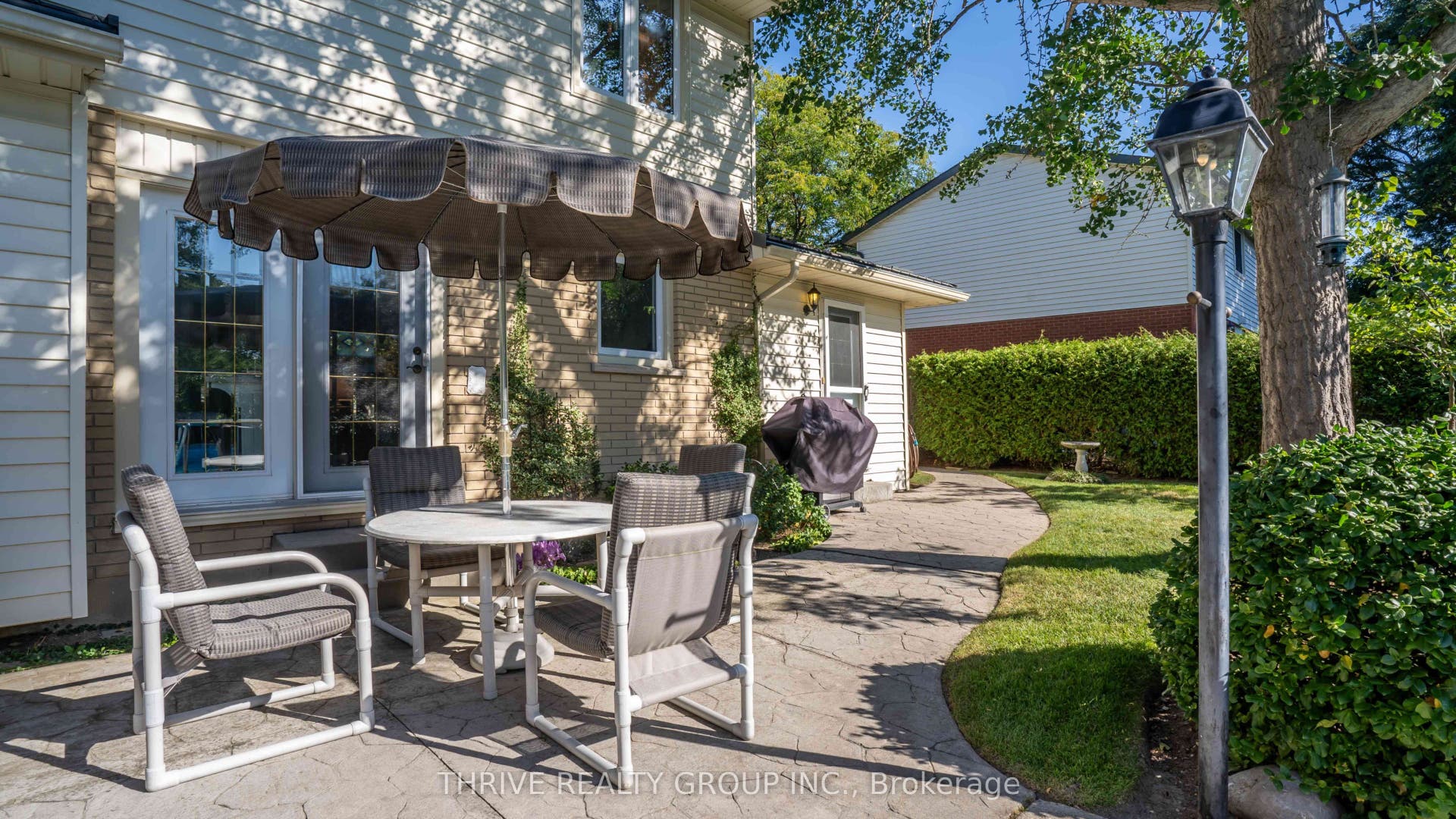 1072 Prince George Road, London North, Middlesex ON N6H 4E1