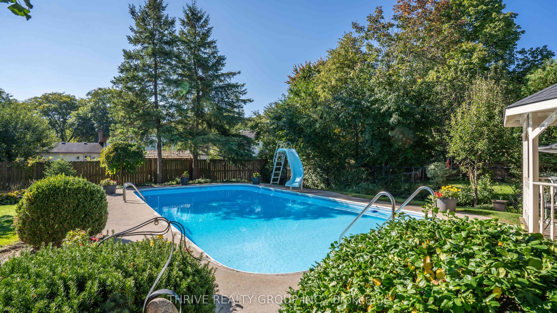 1072 Prince George Road, London North, Middlesex ON N6H 4E1