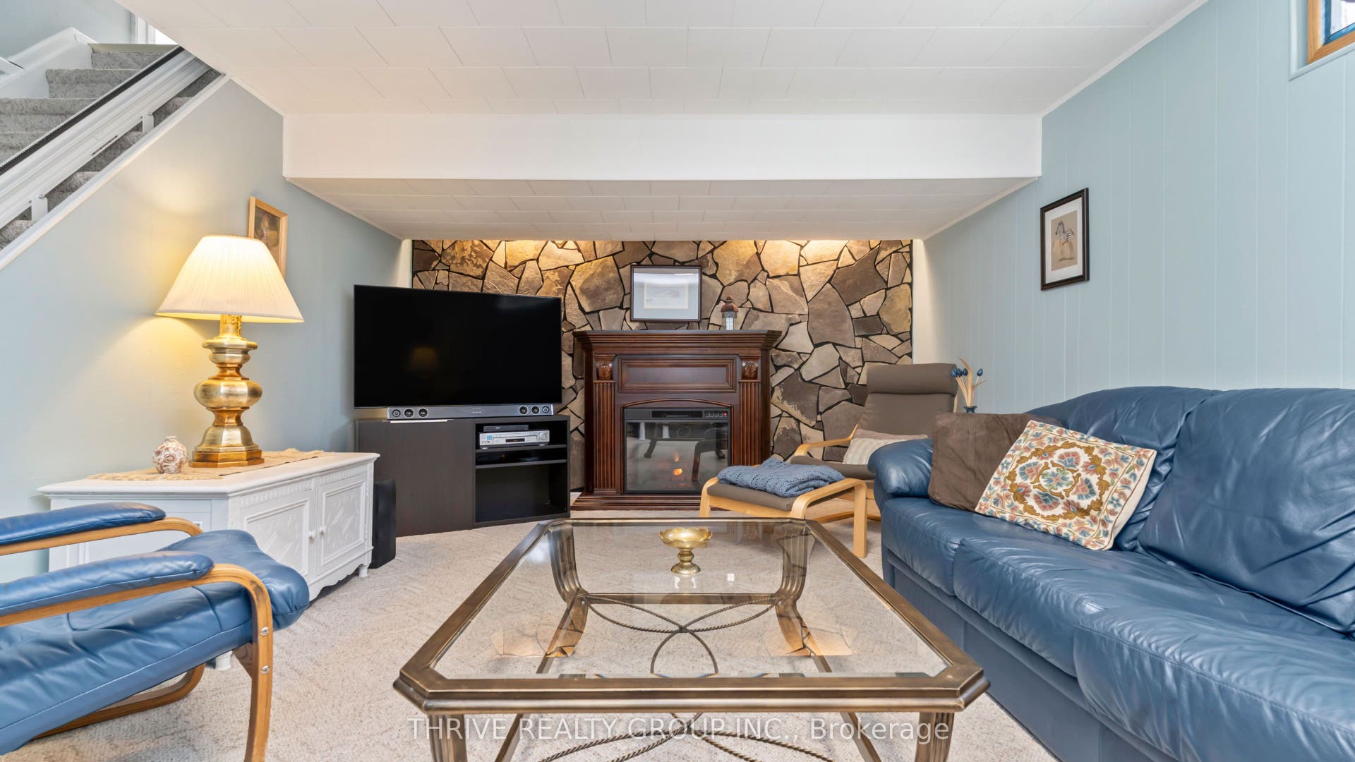 1072 Prince George Road, London North, Middlesex ON N6H 4E1