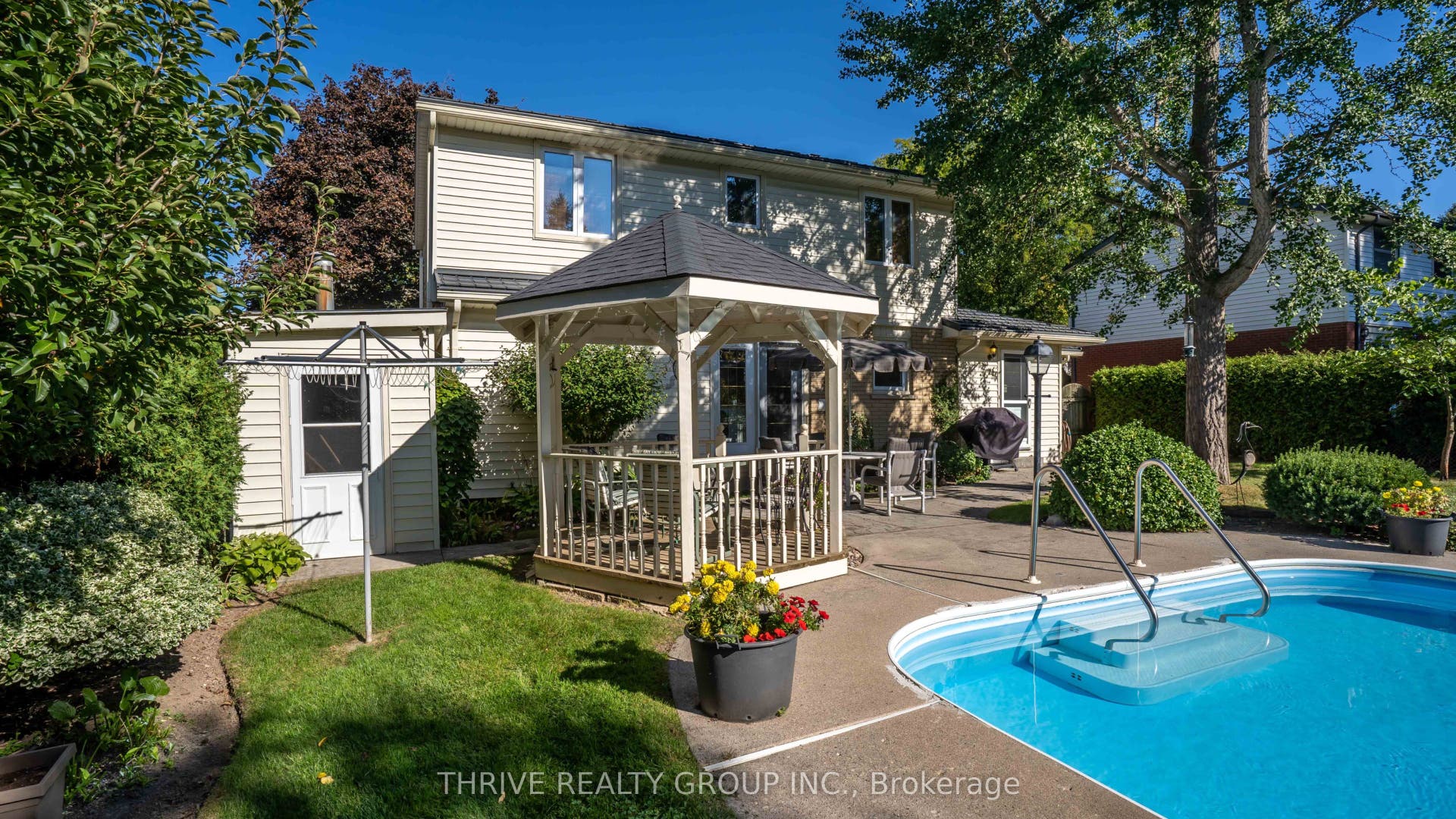 1072 Prince George Road, London North, Middlesex ON N6H 4E1