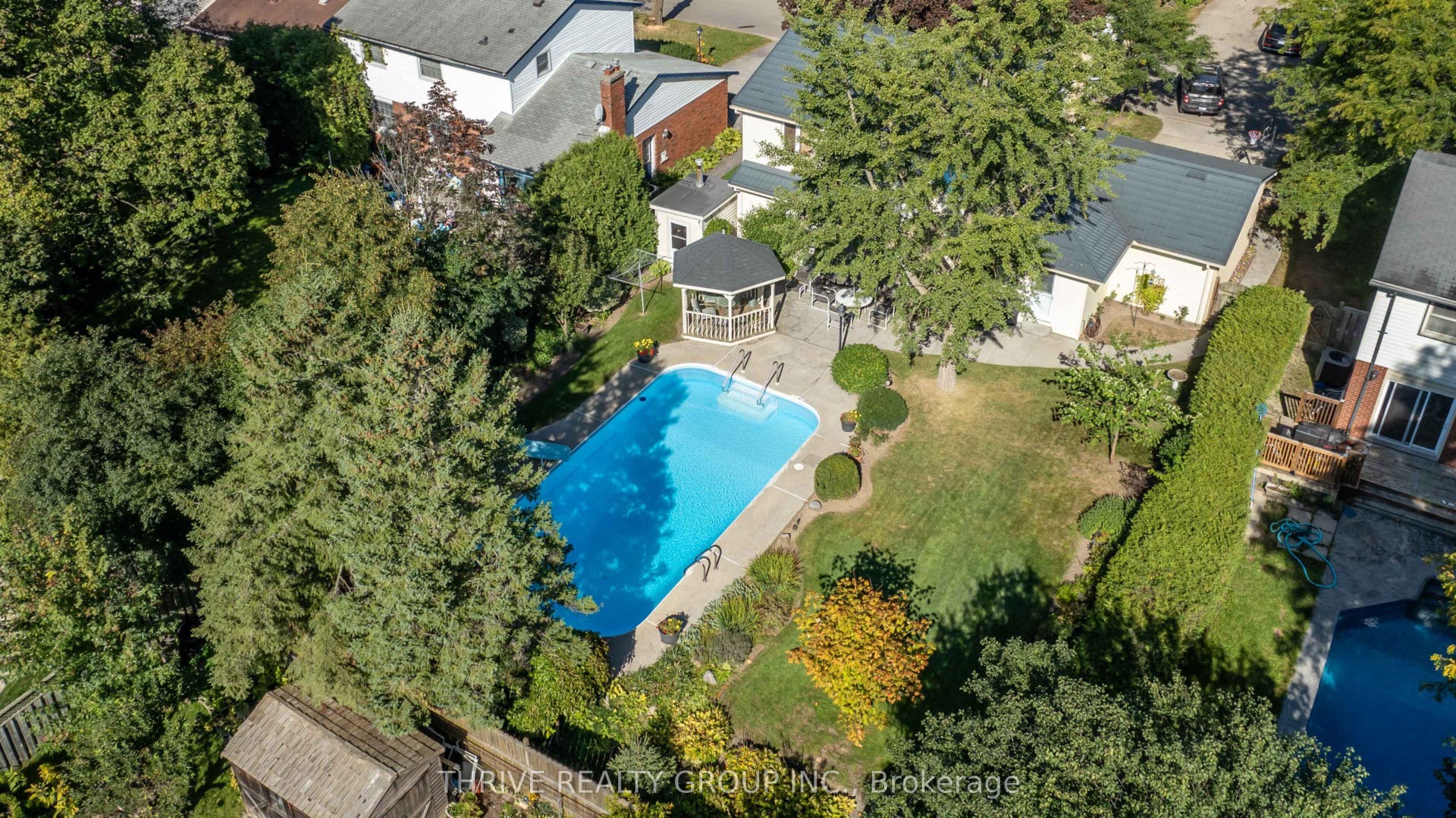 1072 Prince George Road, London North, Middlesex ON N6H 4E1