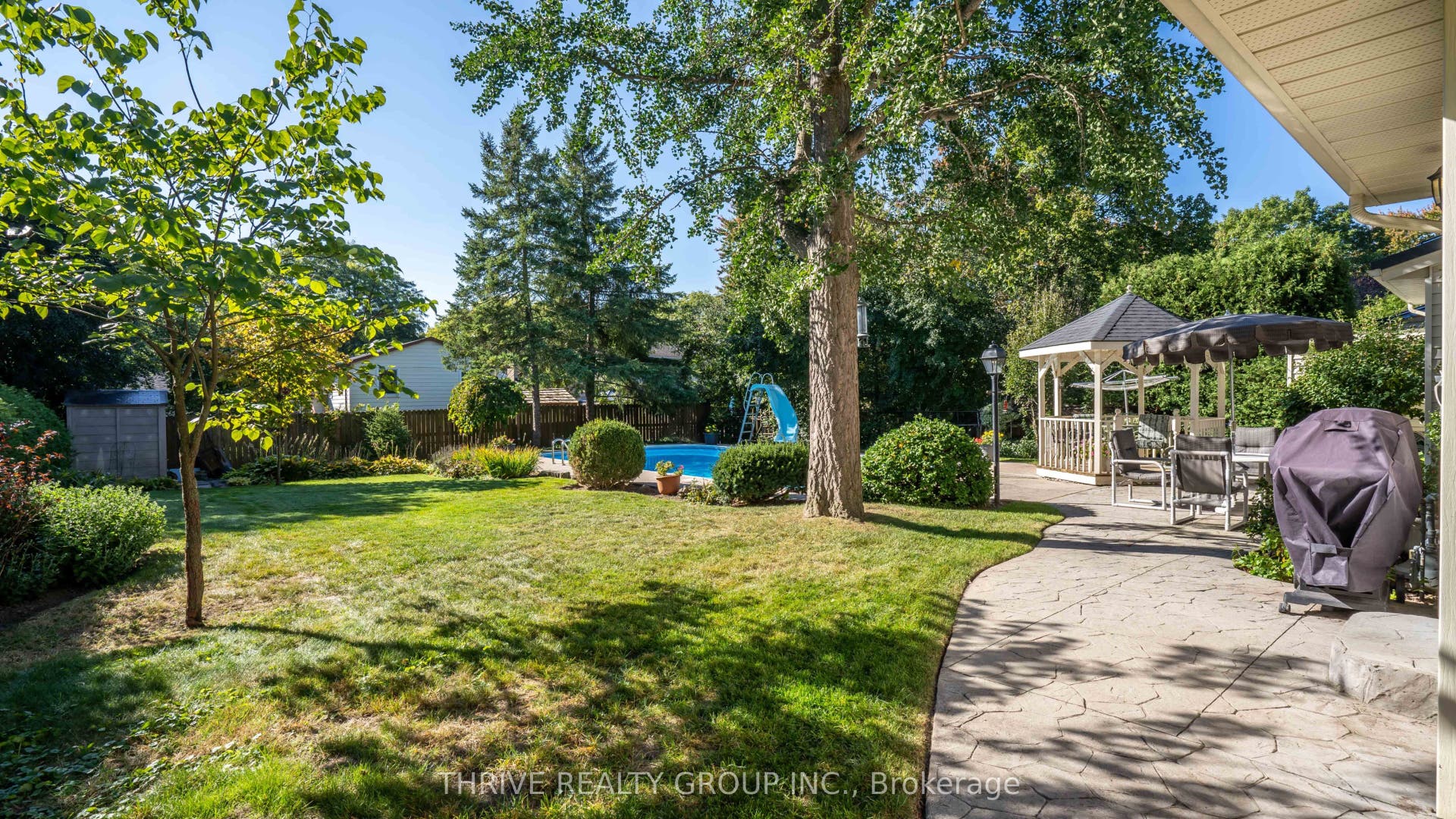 1072 Prince George Road, London North, Middlesex ON N6H 4E1
