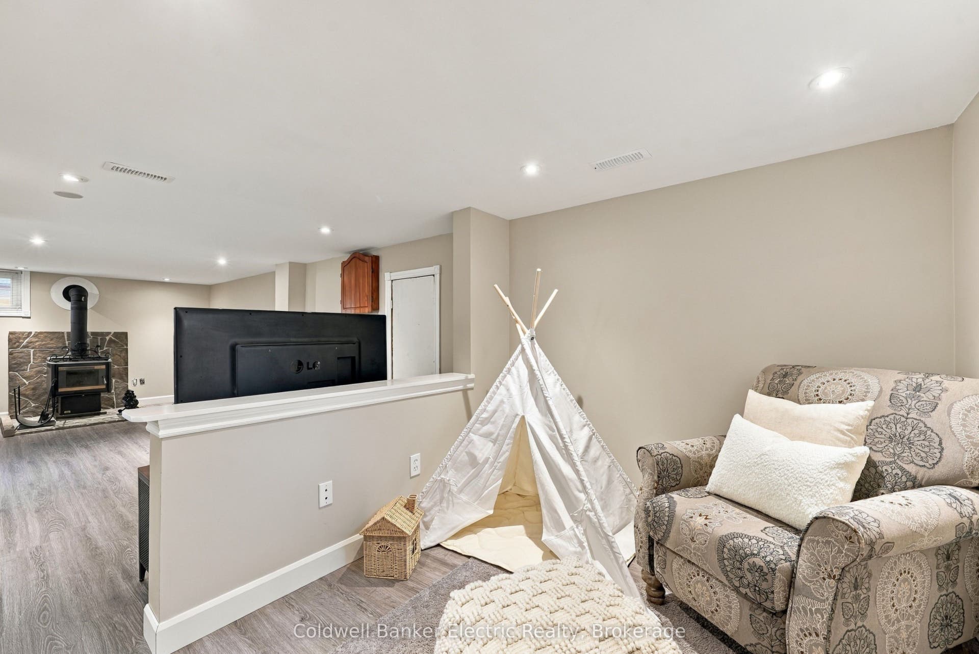 13 Coverdale Avenue, Cobourg, Northumberland ON K9A 4H4