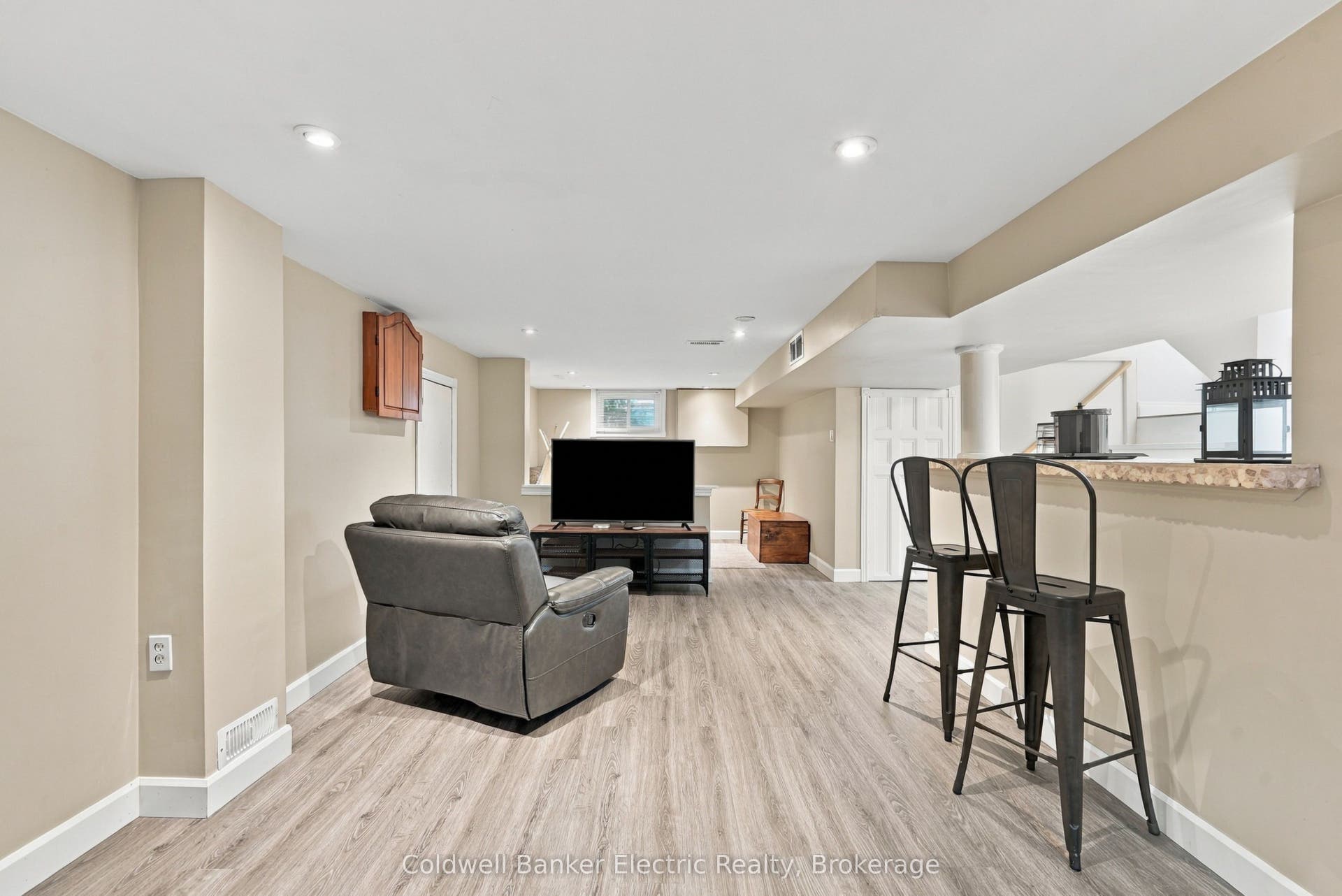13 Coverdale Avenue, Cobourg, Northumberland ON K9A 4H4