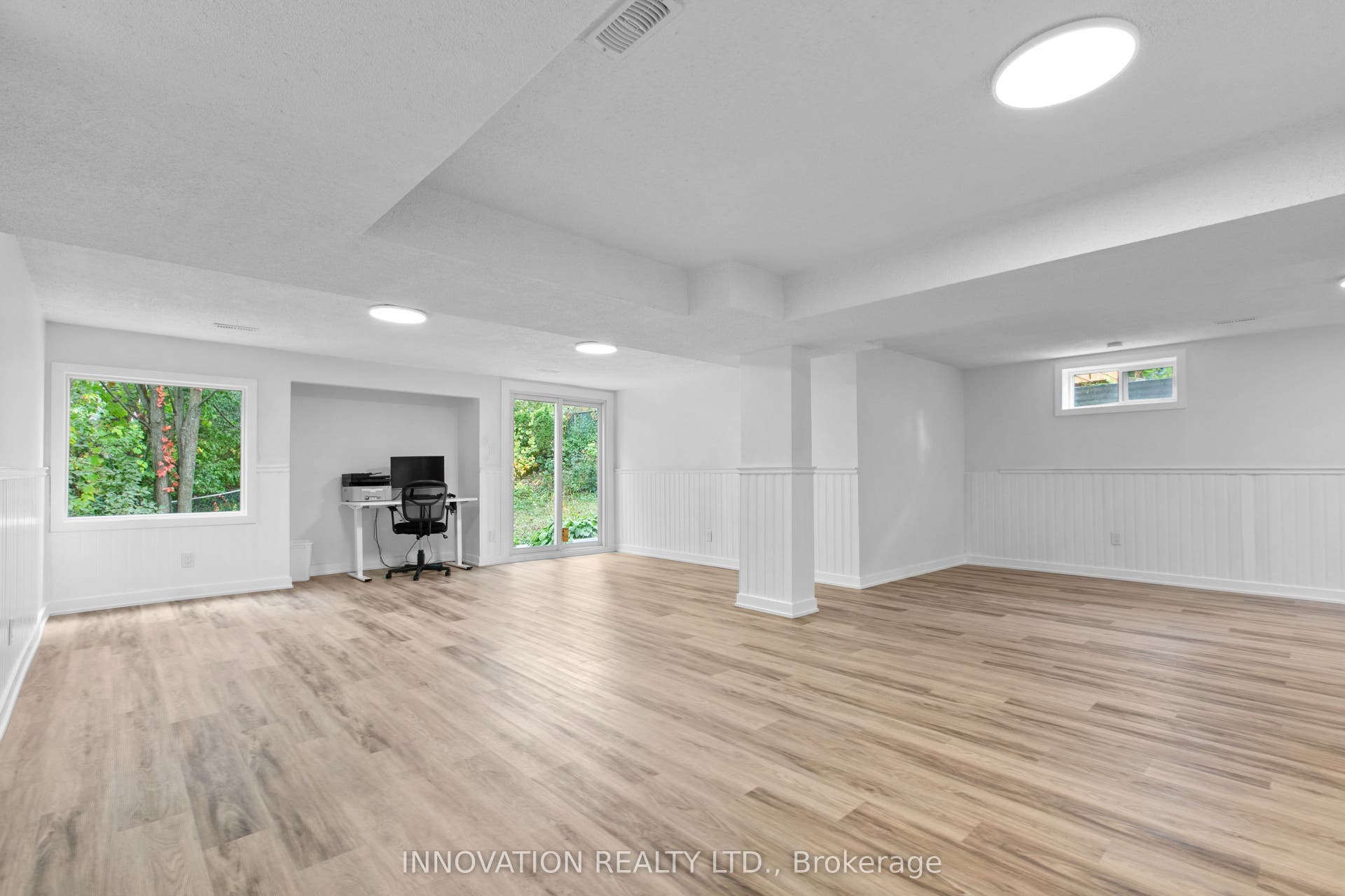 2 Hackett Street, Hunt Club - Windsor Park Village And Area, Ottawa ON K1V 0P8