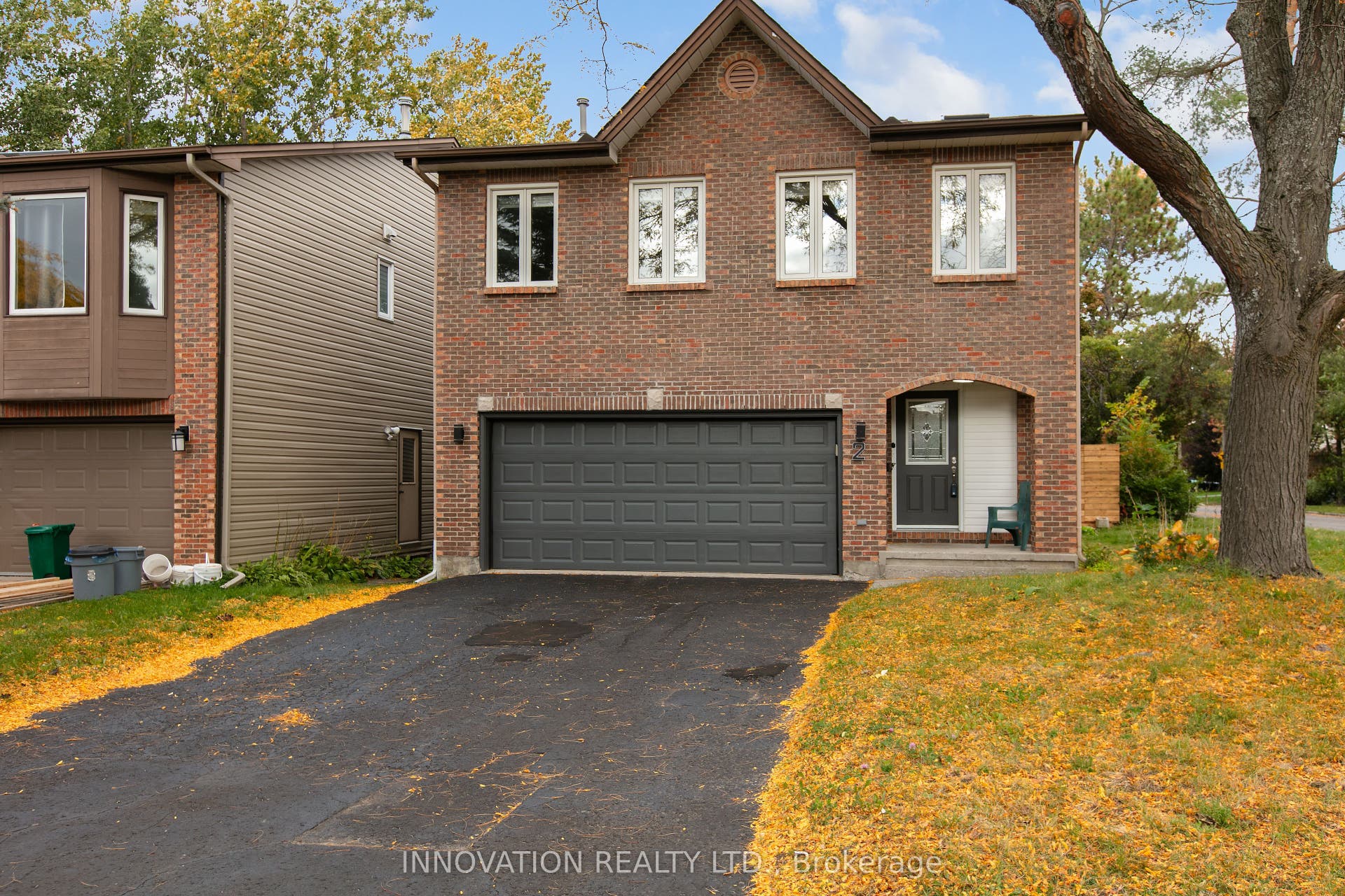 2 Hackett Street, Hunt Club - Windsor Park Village And Area, Ottawa ON K1V 0P8