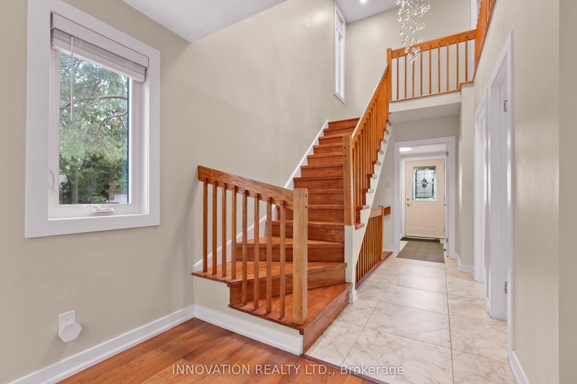 2 Hackett Street, Hunt Club - Windsor Park Village And Area, Ottawa ON K1V 0P8