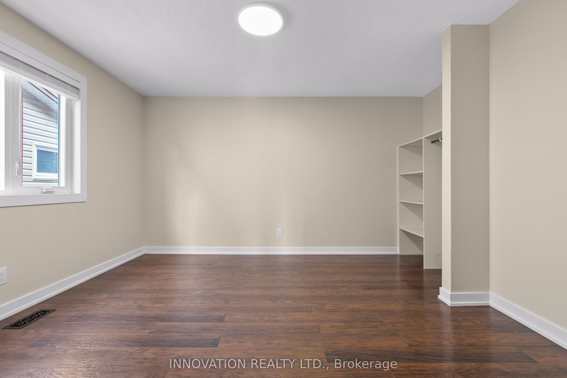 2 Hackett Street, Hunt Club - Windsor Park Village And Area, Ottawa ON K1V 0P8