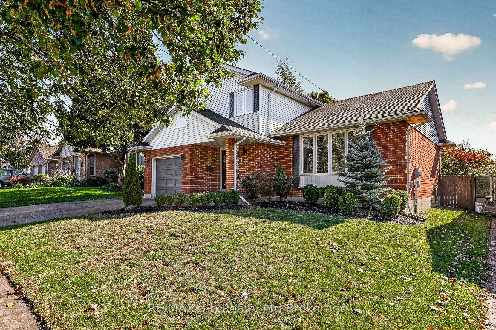 1182 Sprucedale Road, Woodstock, Oxford ON N4S 8T6